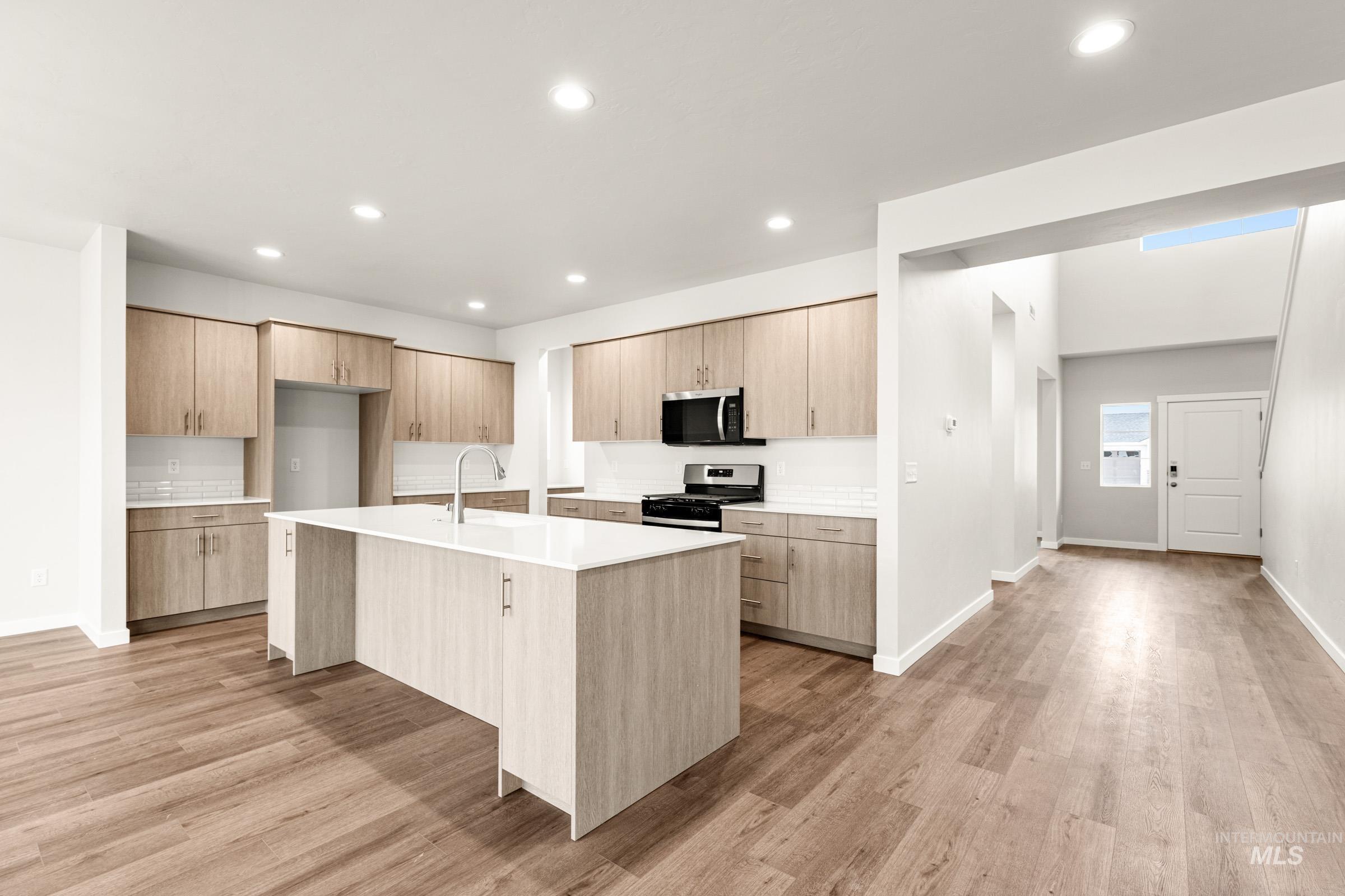 8294 E Bright Angel Dr, Nampa, Idaho 83687, 4 Bedrooms, 3.5 Bathrooms, Residential For Sale, Price $739,990, 98974782