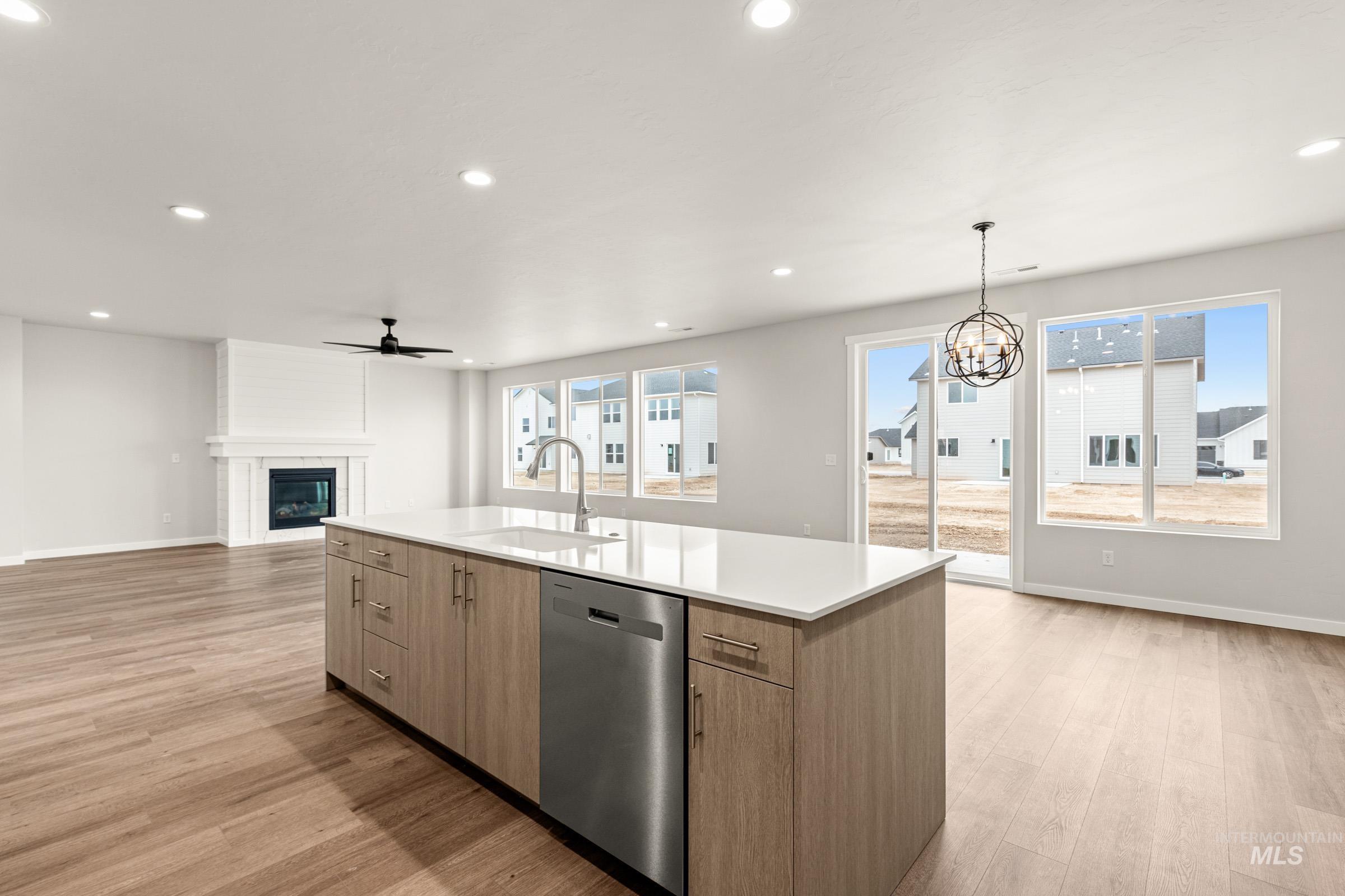 8294 E Bright Angel Dr, Nampa, Idaho 83687, 4 Bedrooms, 3.5 Bathrooms, Residential For Sale, Price $739,990, 98974782