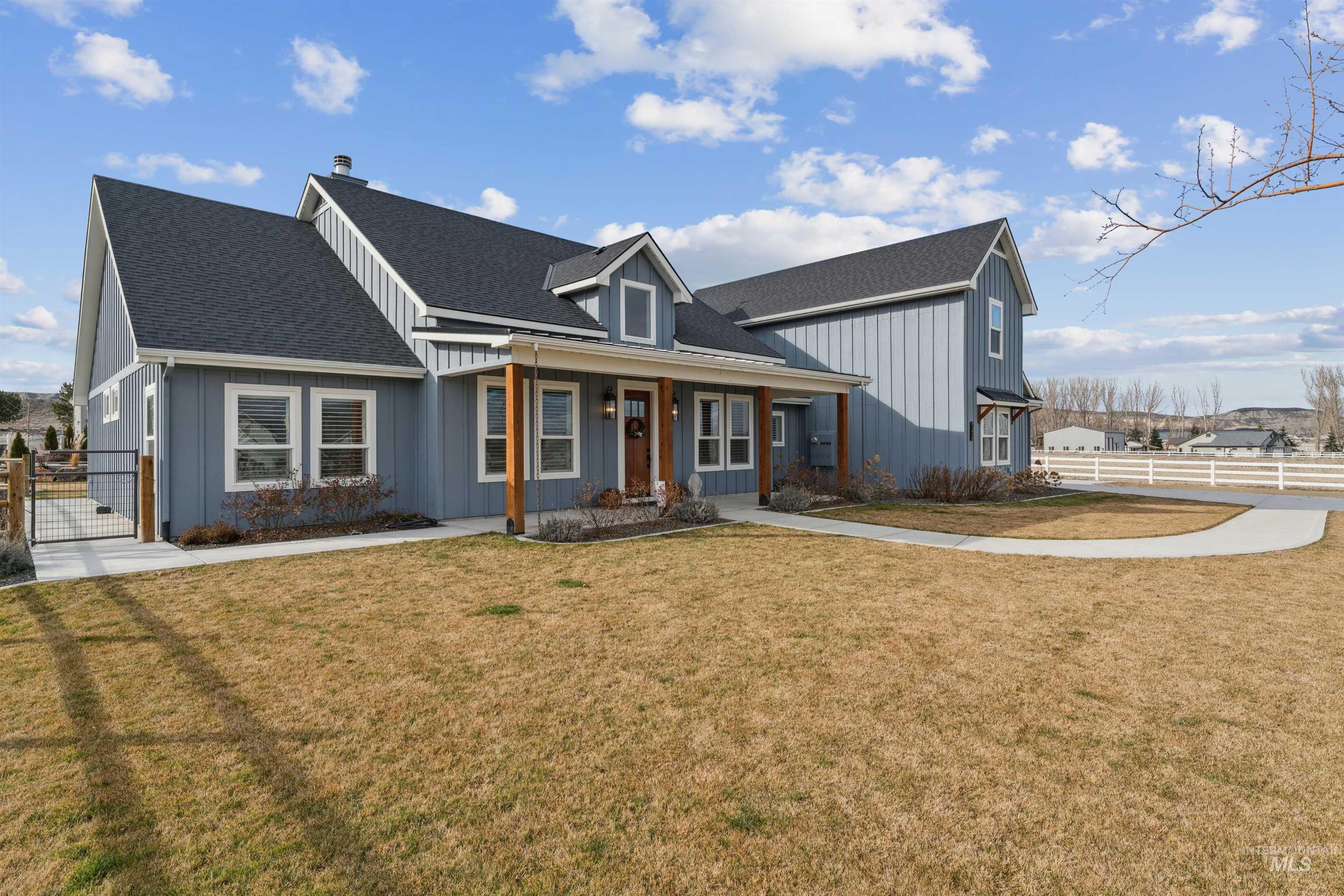 547 Bass Run Ln, Marsing, Idaho 83639-8200, 4 Bedrooms, 4.5 Bathrooms, Residential For Sale, Price $1,700,000,MLS 98974786