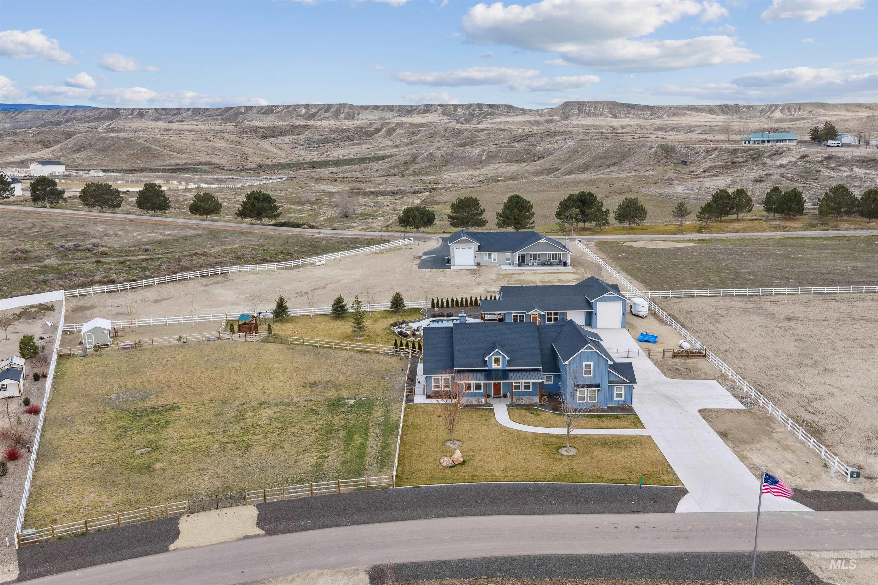 547 Bass Run Ln, Marsing, Idaho 83639-8200, 4 Bedrooms, 4.5 Bathrooms, Residential For Sale, Price $1,700,000,MLS 98974786