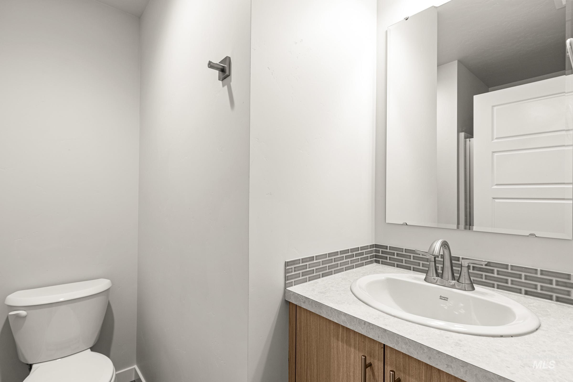 8166 E Cool River Lp, Nampa, Idaho 83687, 5 Bedrooms, 3 Bathrooms, Residential For Sale, Price $519,990, 98974788