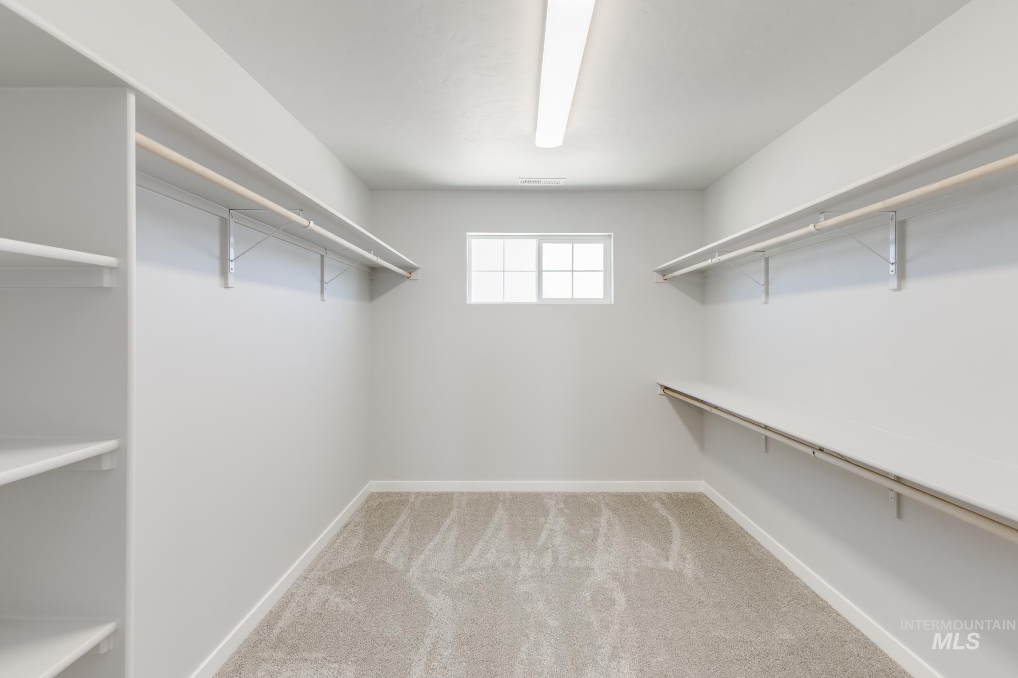 8166 E Cool River Lp, Nampa, Idaho 83687, 5 Bedrooms, 3 Bathrooms, Residential For Sale, Price $524,990, 98974788