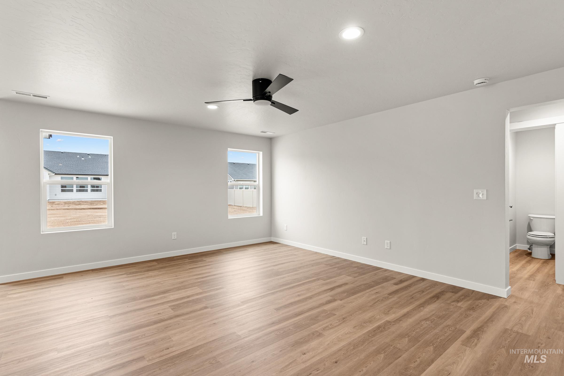 8166 E Cool River Lp, Nampa, Idaho 83687, 5 Bedrooms, 3 Bathrooms, Residential For Sale, Price $519,990, 98974788