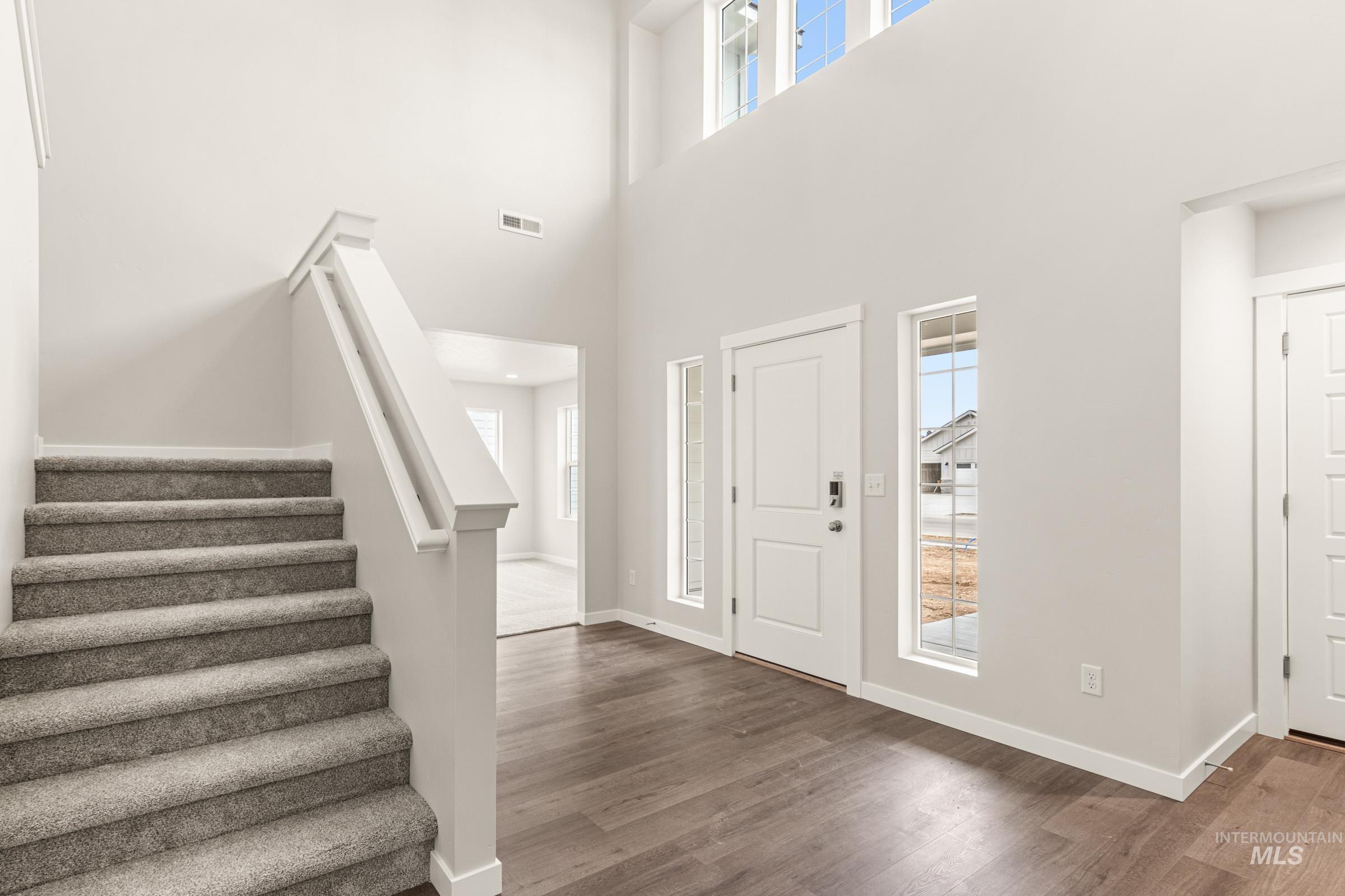 8178 E Cool River Lp, Nampa, Idaho 83687, 4 Bedrooms, 3 Bathrooms, Residential For Sale, Price $589,990, 98974789