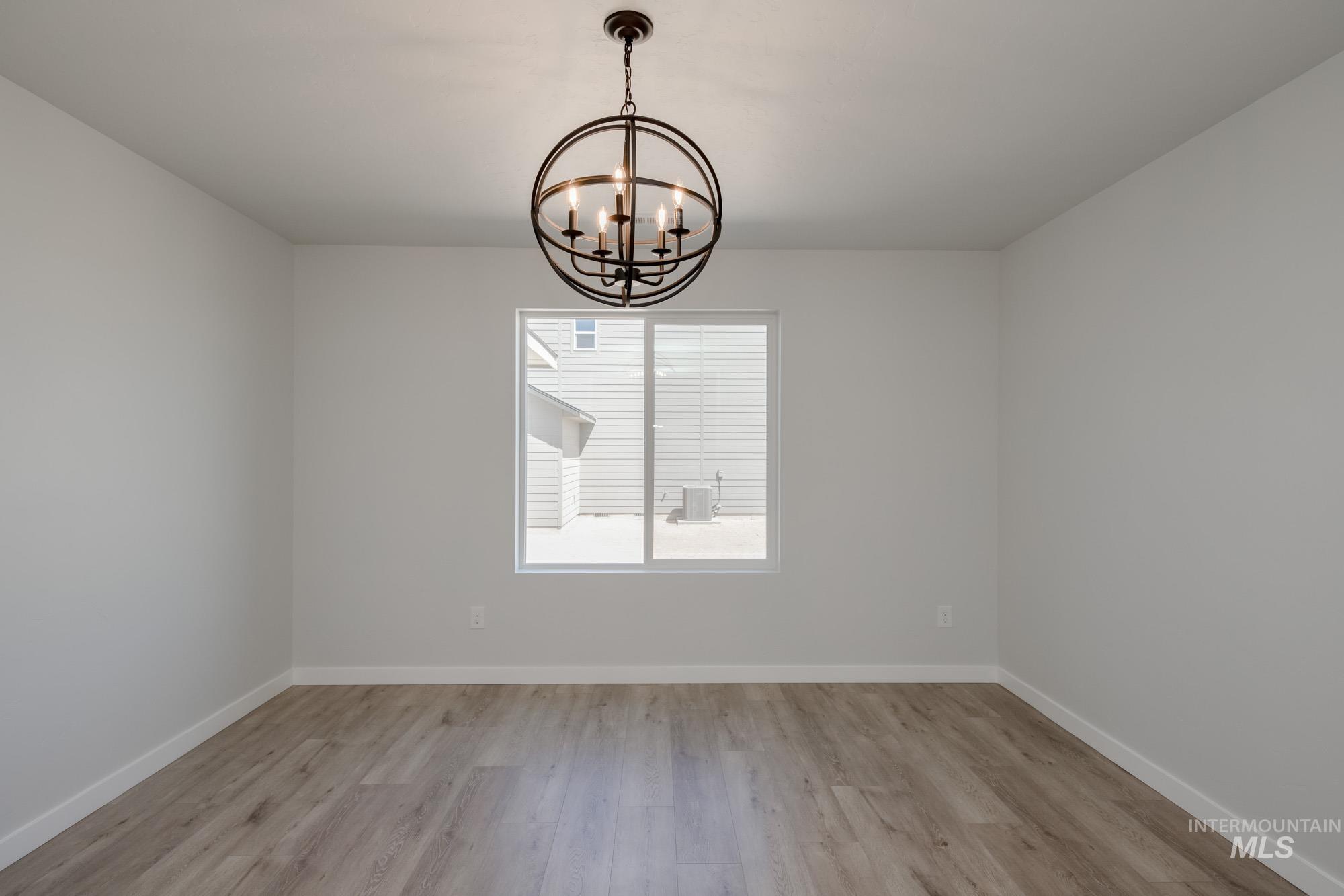 8178 E Cool River Lp, Nampa, Idaho 83687, 4 Bedrooms, 3 Bathrooms, Residential For Sale, Price $594,990,MLS 98974789