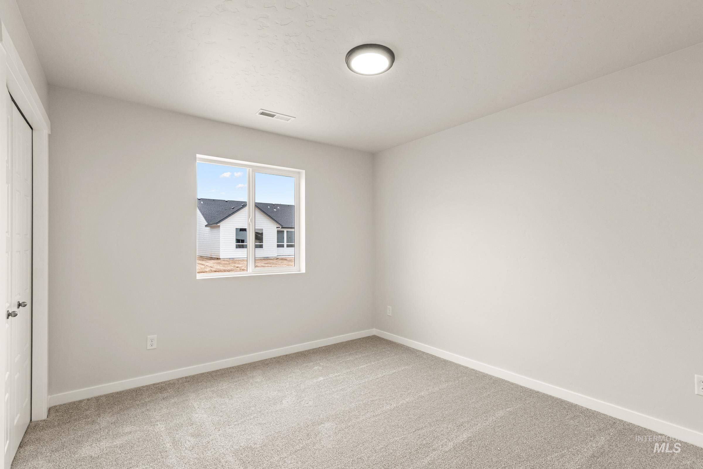 8178 E Cool River Lp, Nampa, Idaho 83687, 4 Bedrooms, 3 Bathrooms, Residential For Sale, Price $589,990, 98974789