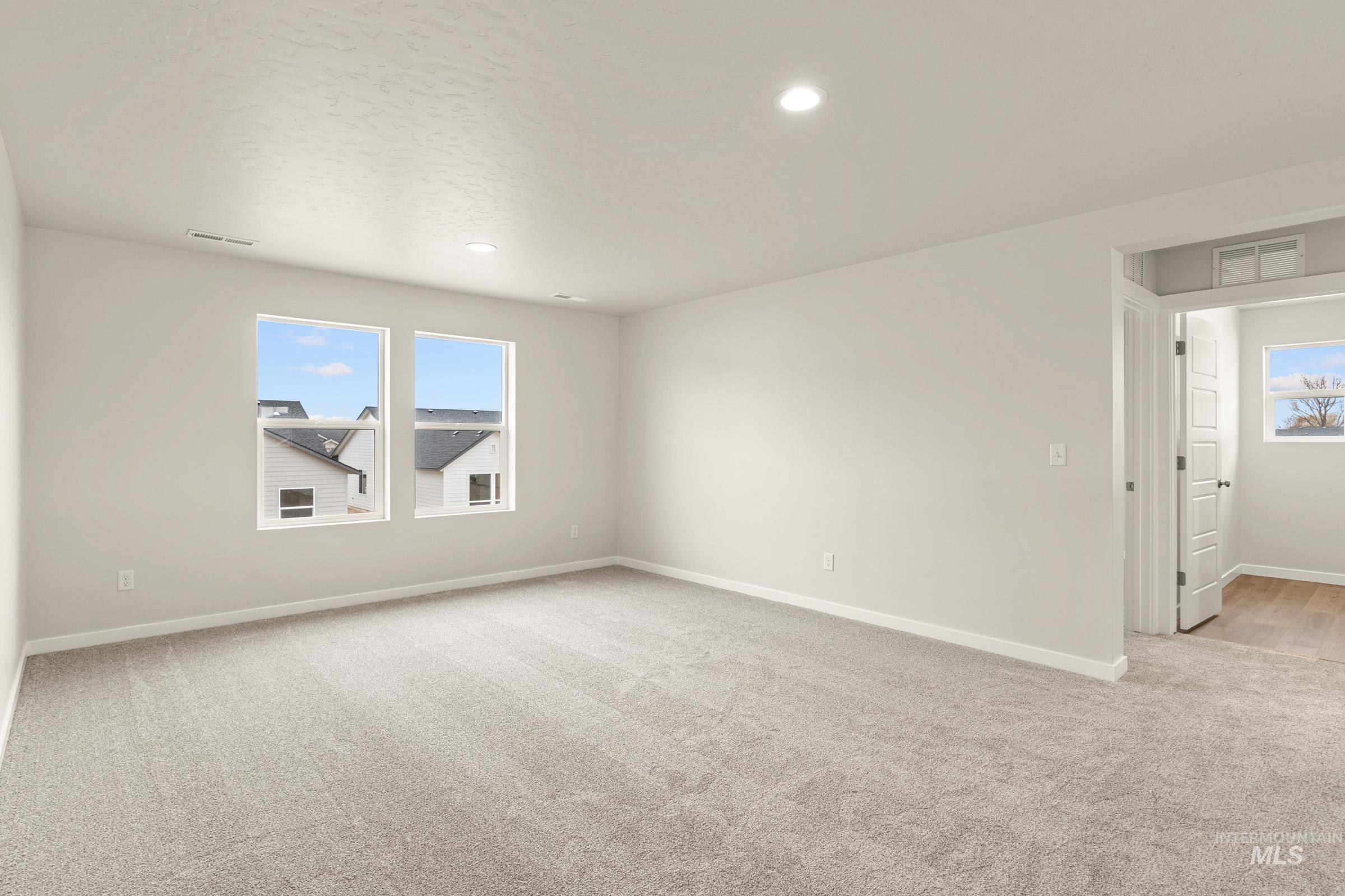 8178 E Cool River Lp, Nampa, Idaho 83687, 4 Bedrooms, 3 Bathrooms, Residential For Sale, Price $589,990, 98974789