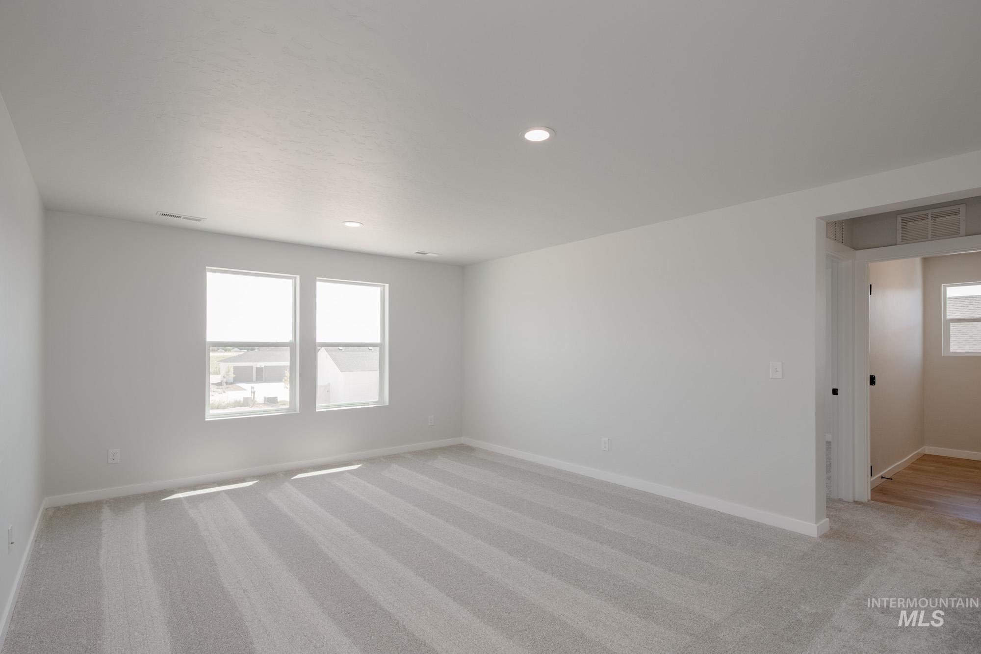 8178 E Cool River Lp, Nampa, Idaho 83687, 4 Bedrooms, 3 Bathrooms, Residential For Sale, Price $594,990,MLS 98974789