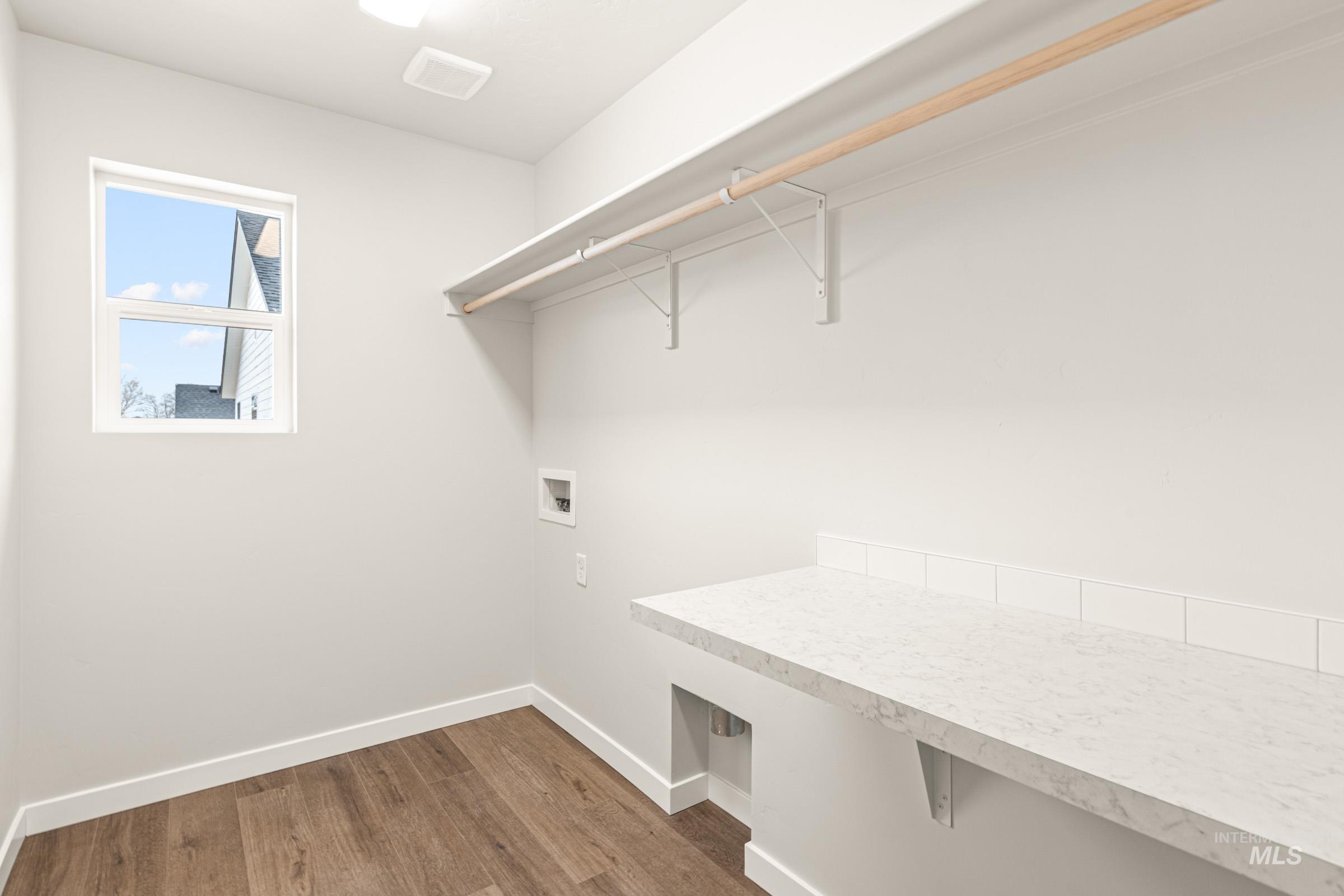 8178 E Cool River Lp, Nampa, Idaho 83687, 4 Bedrooms, 3 Bathrooms, Residential For Sale, Price $589,990, 98974789