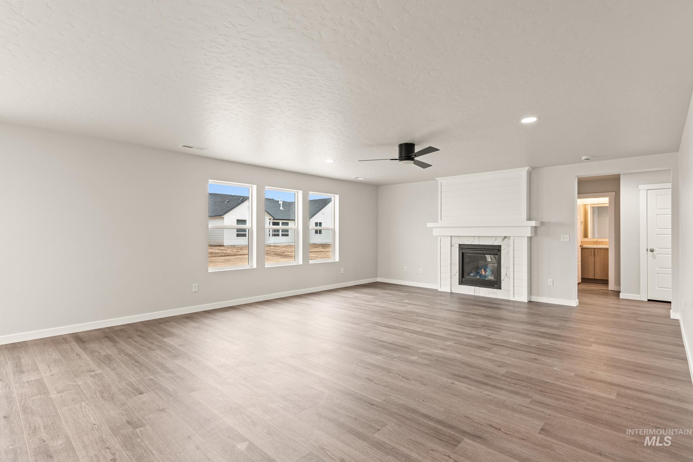 8178 E Cool River Lp, Nampa, Idaho 83687, 4 Bedrooms, 3 Bathrooms, Residential For Sale, Price $589,990, 98974789