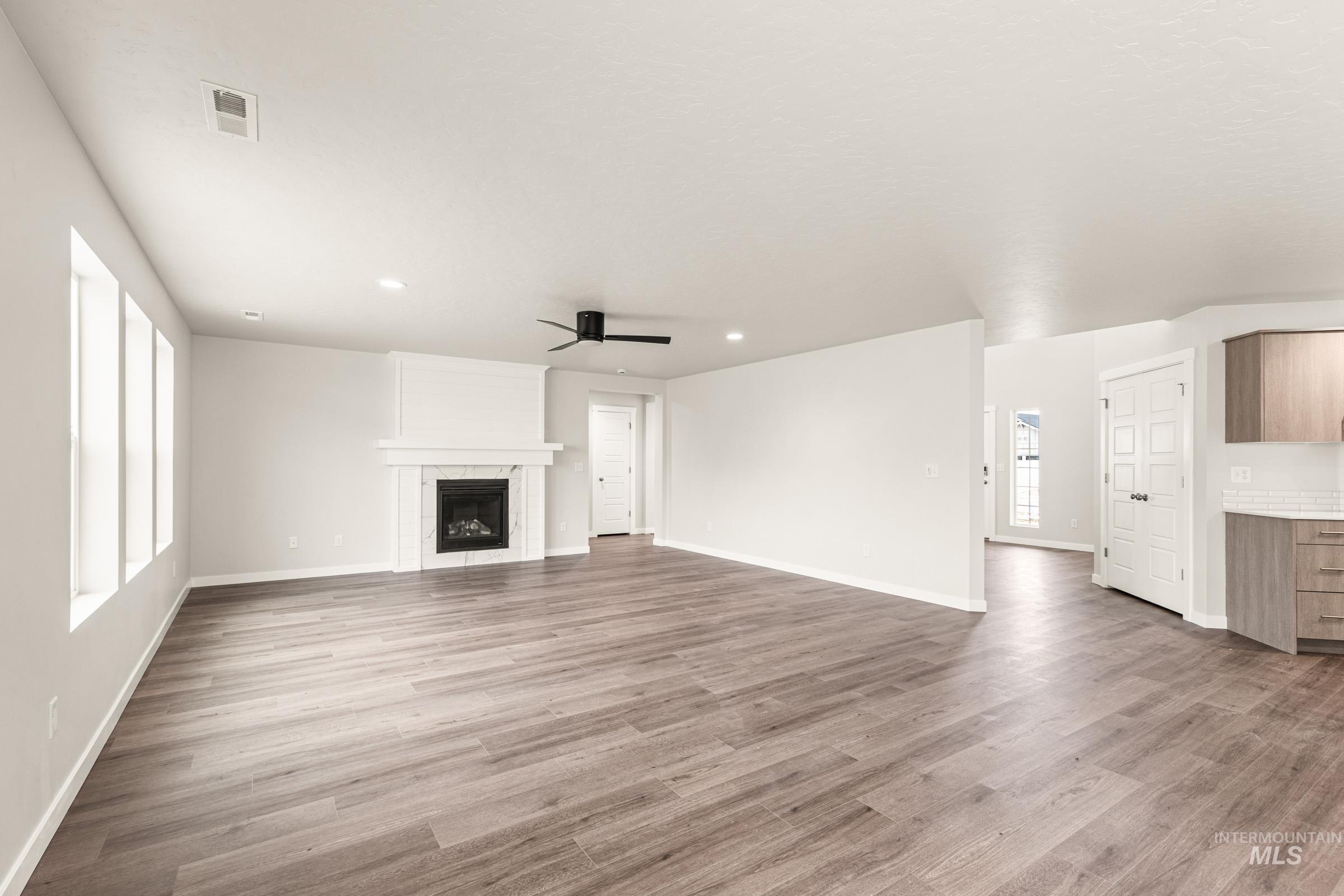 8178 E Cool River Lp, Nampa, Idaho 83687, 4 Bedrooms, 3 Bathrooms, Residential For Sale, Price $589,990, 98974789