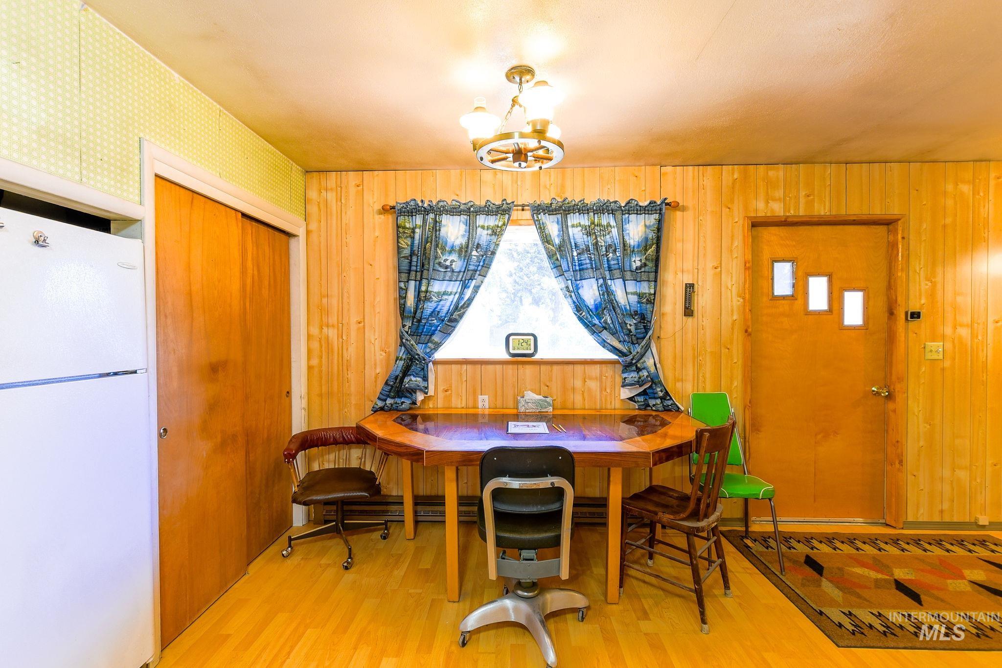 243 N Fir, Genesee, Idaho 83832, 2 Bedrooms, 1 Bathroom, Residential For Sale, Price $279,000,MLS 98974794