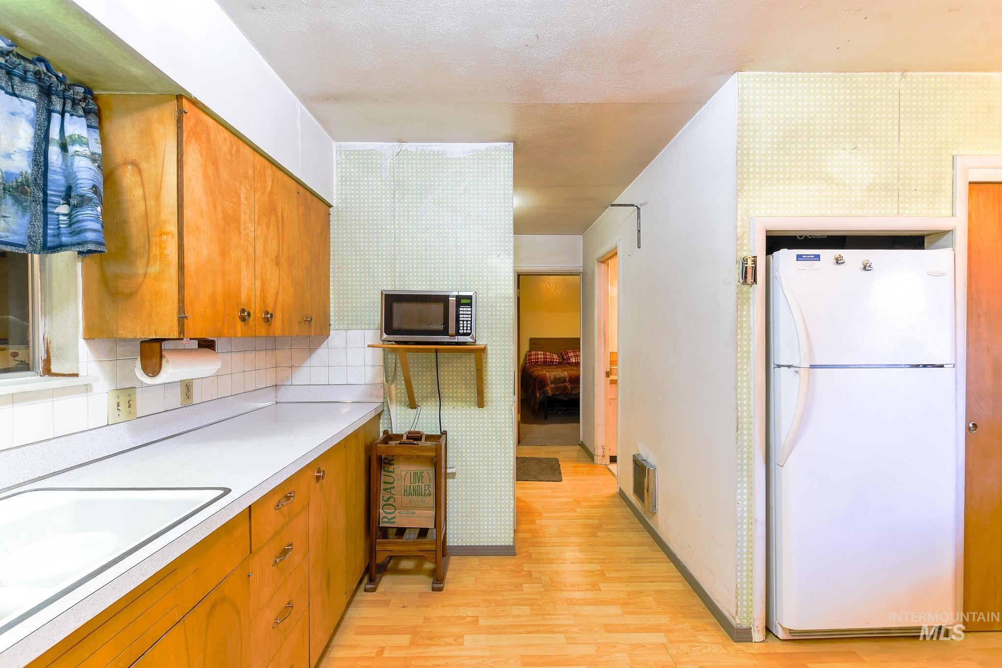 243 N Fir, Genesee, Idaho 83832, 2 Bedrooms, 1 Bathroom, Residential For Sale, Price $279,000,MLS 98974794