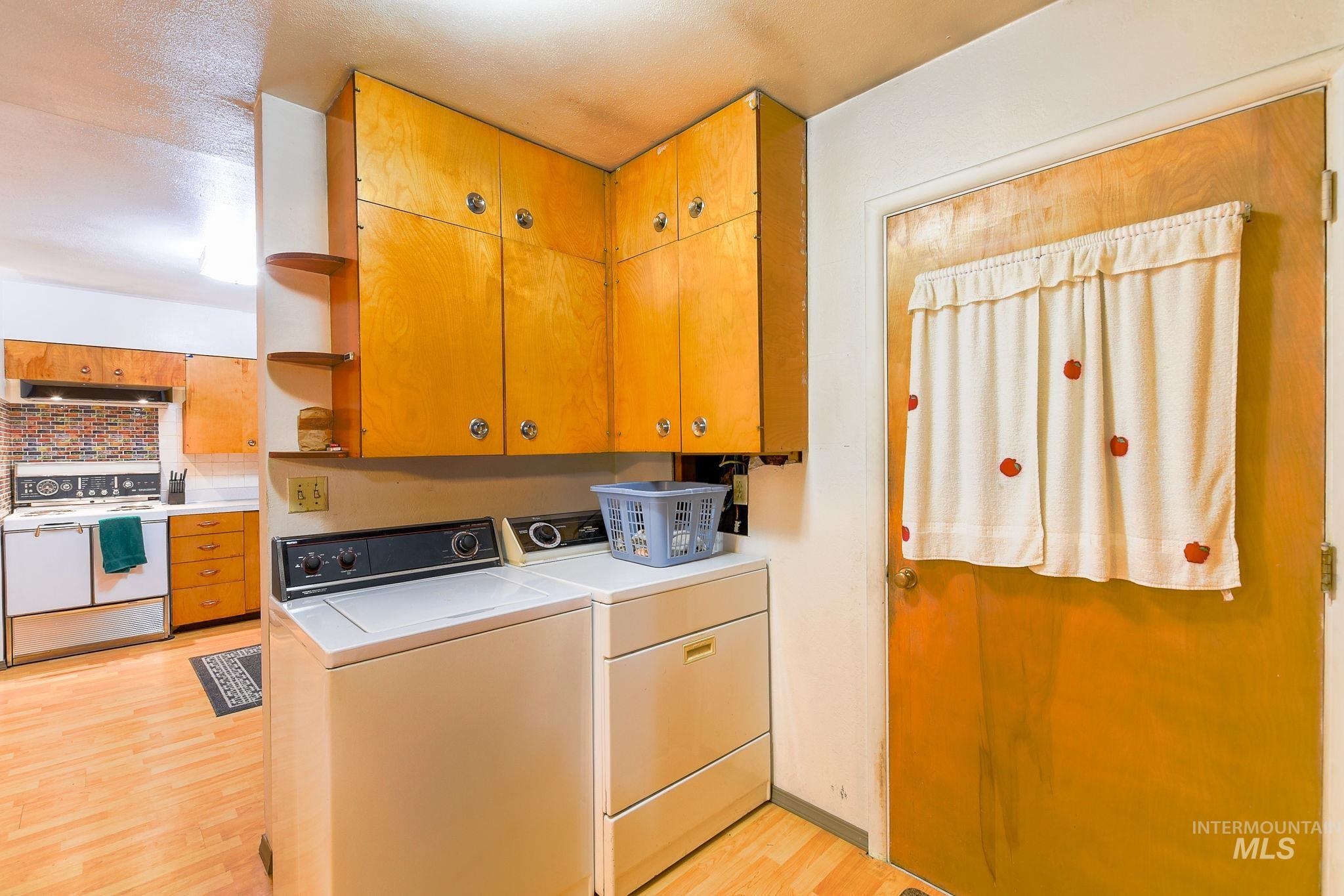 243 N Fir, Genesee, Idaho 83832, 2 Bedrooms, 1 Bathroom, Residential For Sale, Price $279,000,MLS 98974794