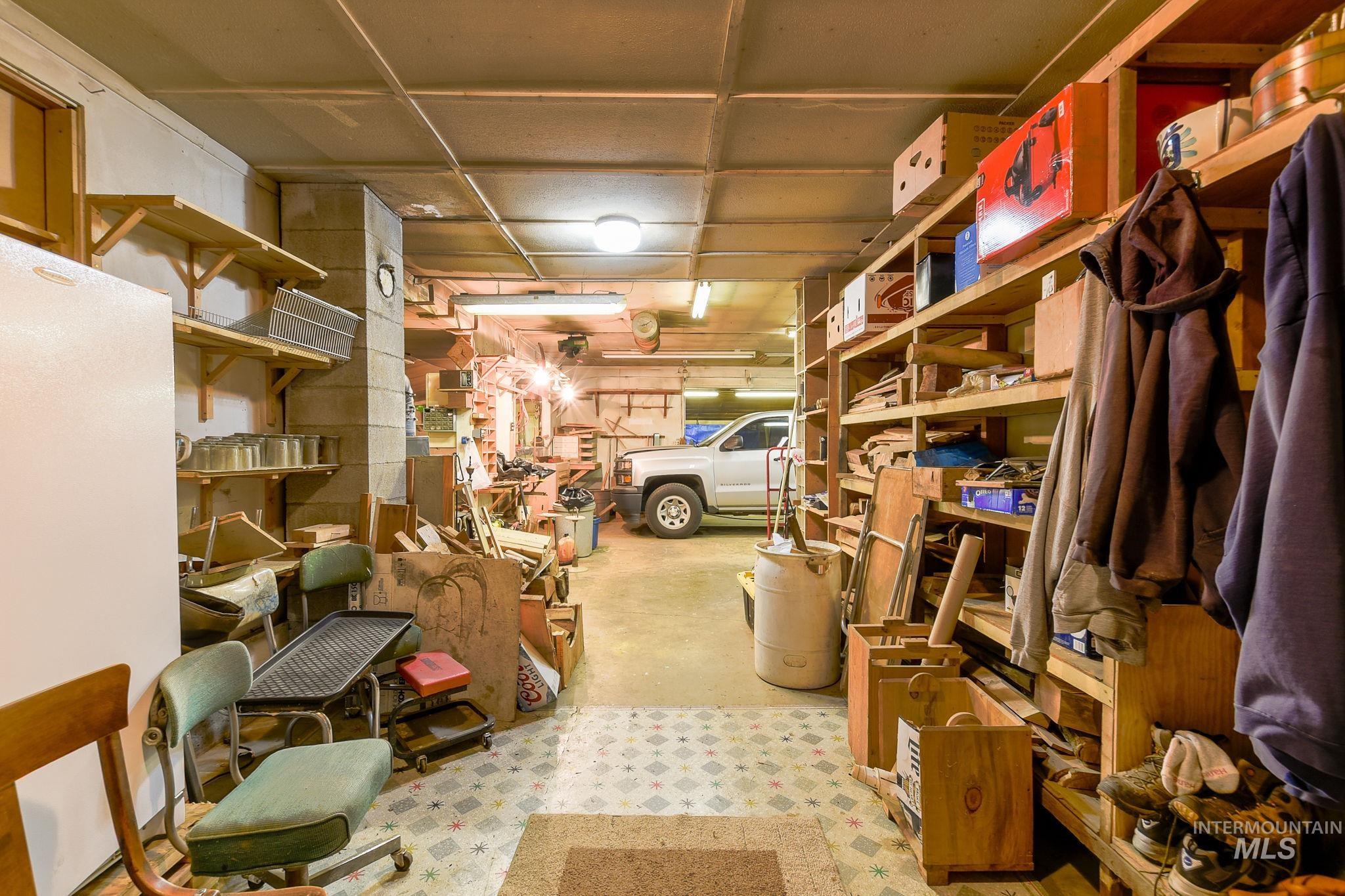 243 N Fir, Genesee, Idaho 83832, 2 Bedrooms, 1 Bathroom, Residential For Sale, Price $279,000,MLS 98974794