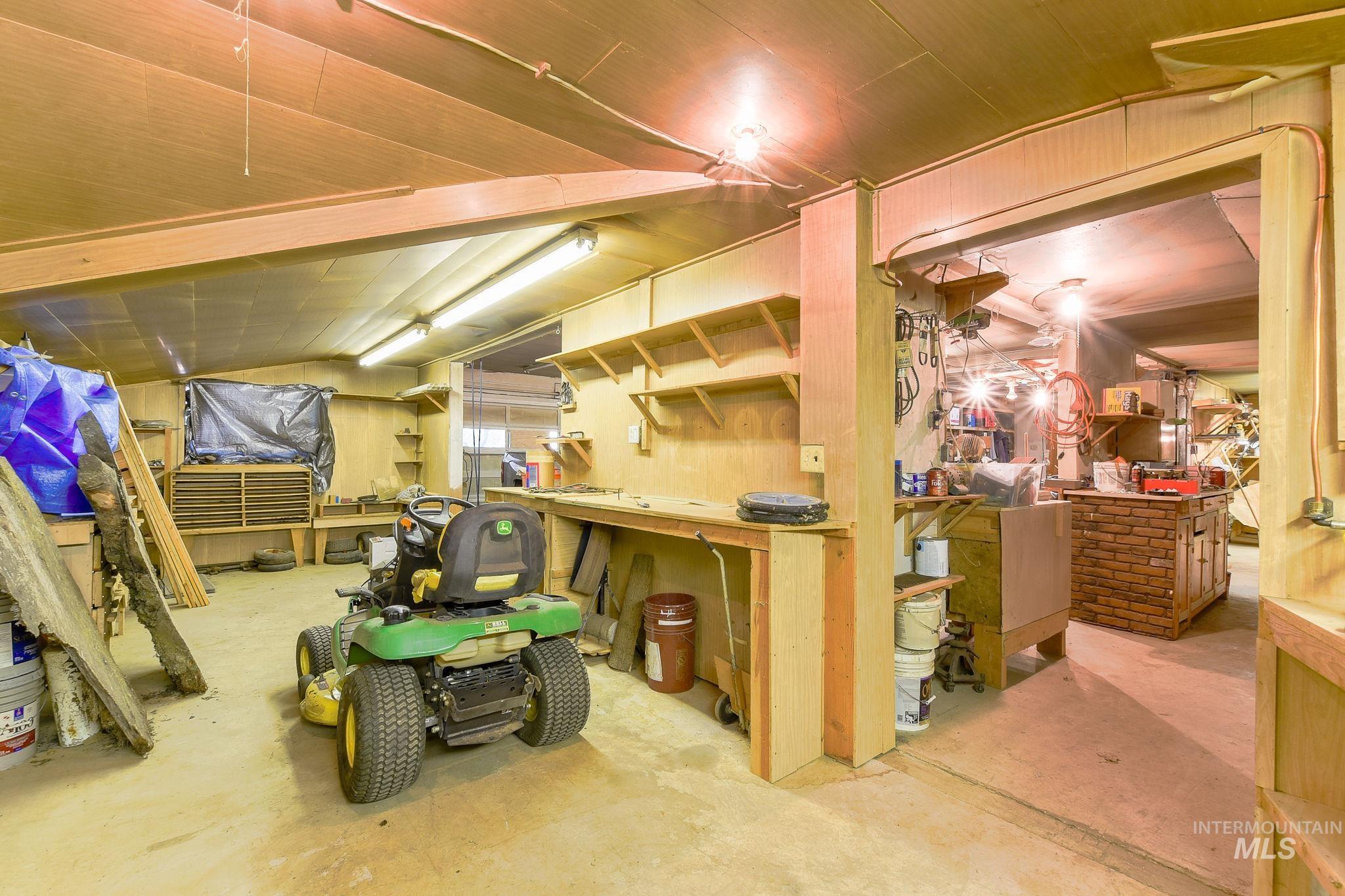 243 N Fir, Genesee, Idaho 83832, 2 Bedrooms, 1 Bathroom, Residential For Sale, Price $279,000,MLS 98974794