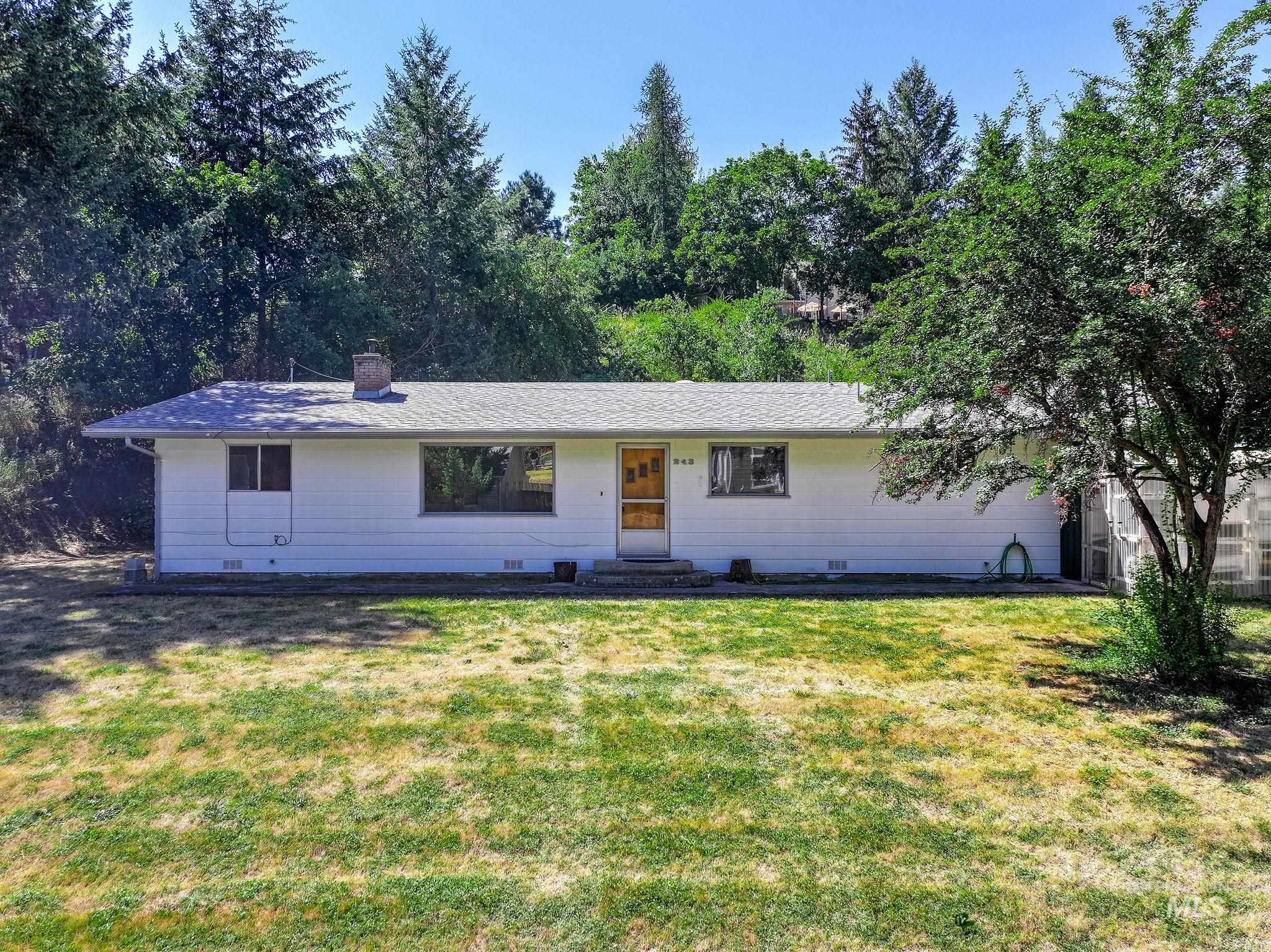 243 N Fir, Genesee, Idaho 83832, 2 Bedrooms, 1 Bathroom, Residential For Sale, Price $279,000,MLS 98974794