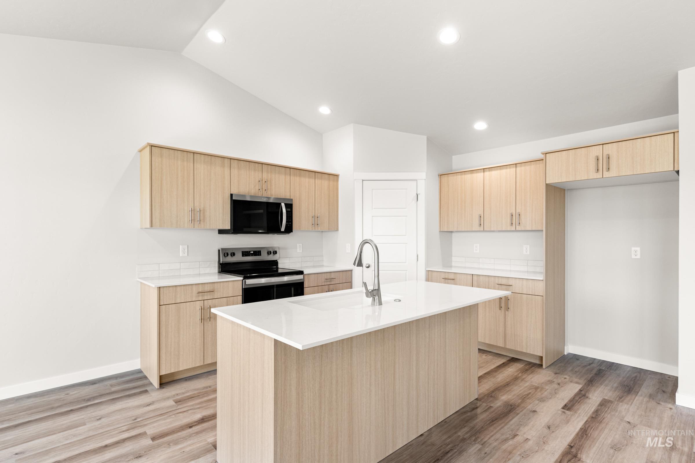 17676 N Boone Peak Ave, Nampa, Idaho 83687, 4 Bedrooms, 2 Bathrooms, Residential For Sale, Price $434,990, 98974796