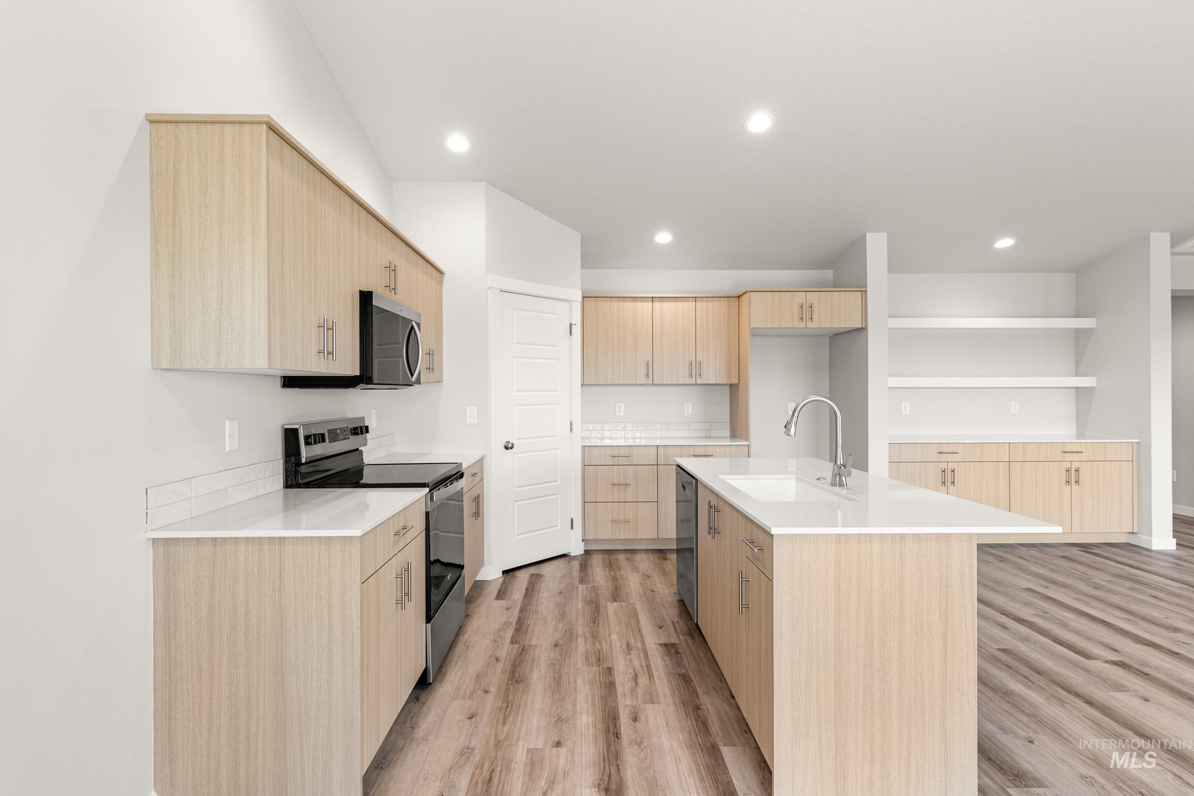 17676 N Boone Peak Ave, Nampa, Idaho 83687, 4 Bedrooms, 2 Bathrooms, Residential For Sale, Price $434,990, 98974796