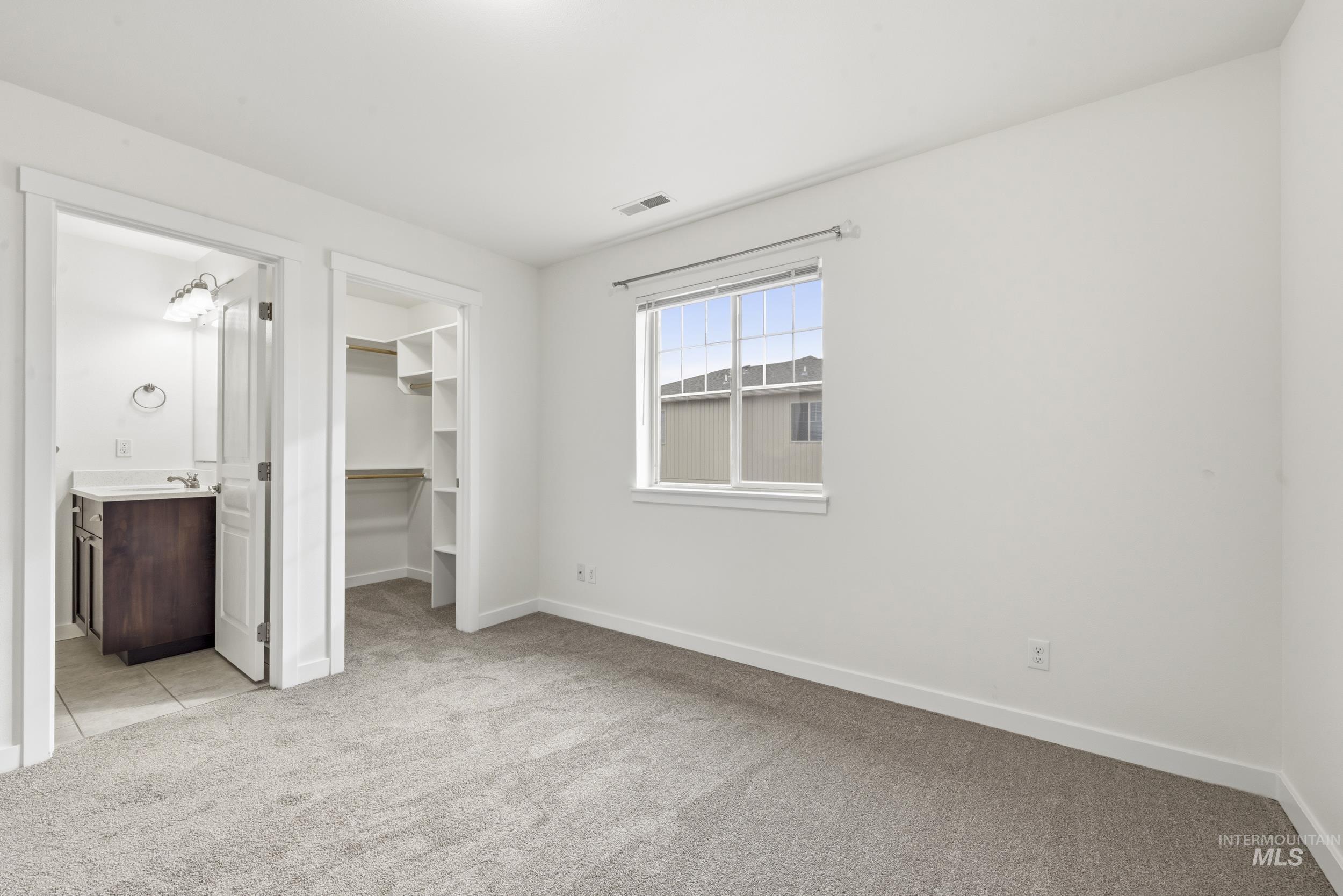 8752 W Pine Valley Lane, Boise, Idaho 83709, 3 Bedrooms, 2.5 Bathrooms, Residential For Sale, Price $350,000, 98974799