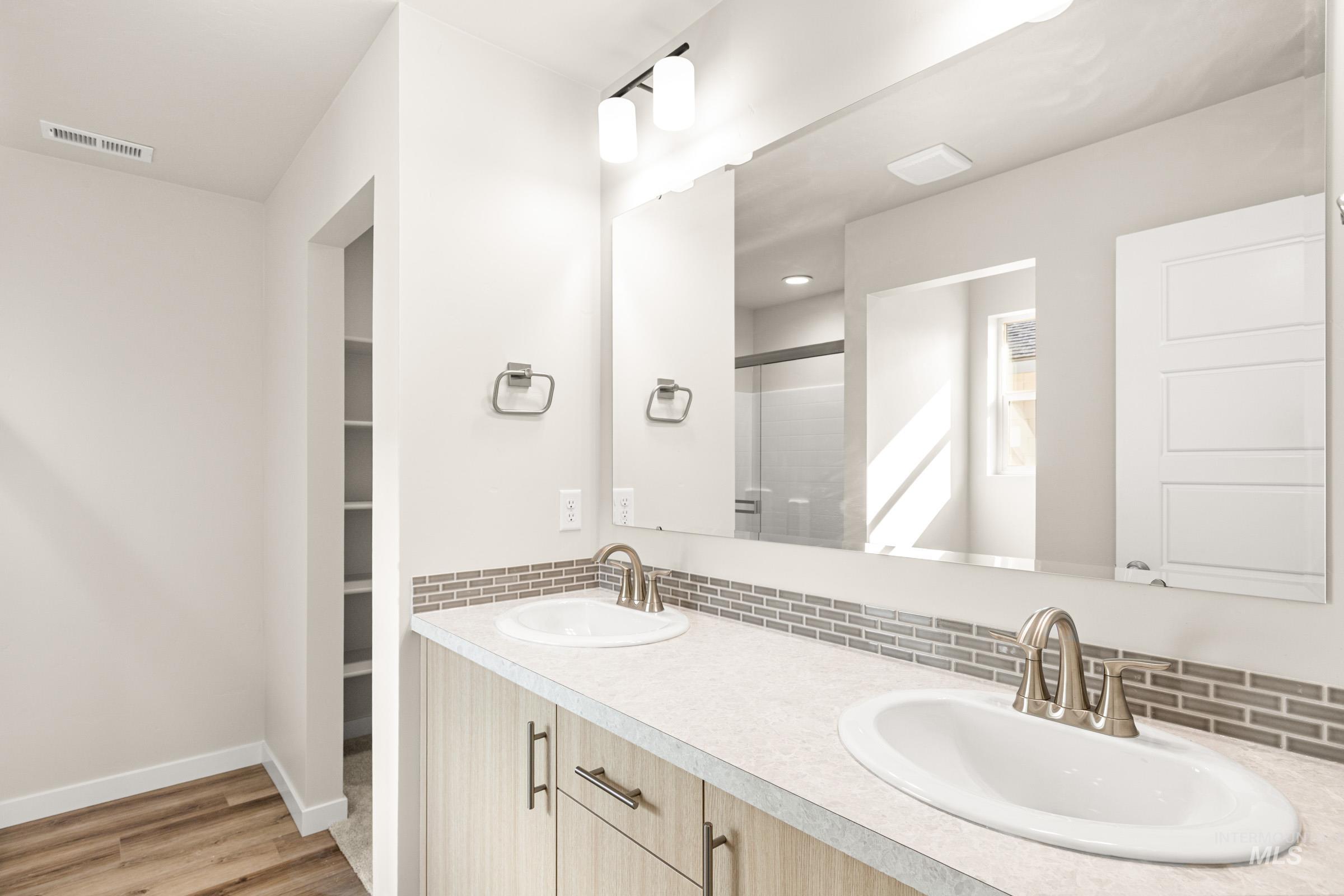 17732 N Boone Peak Ave, Nampa, Idaho 83687, 3 Bedrooms, 2 Bathrooms, Residential For Sale, Price $419,990, 98974800