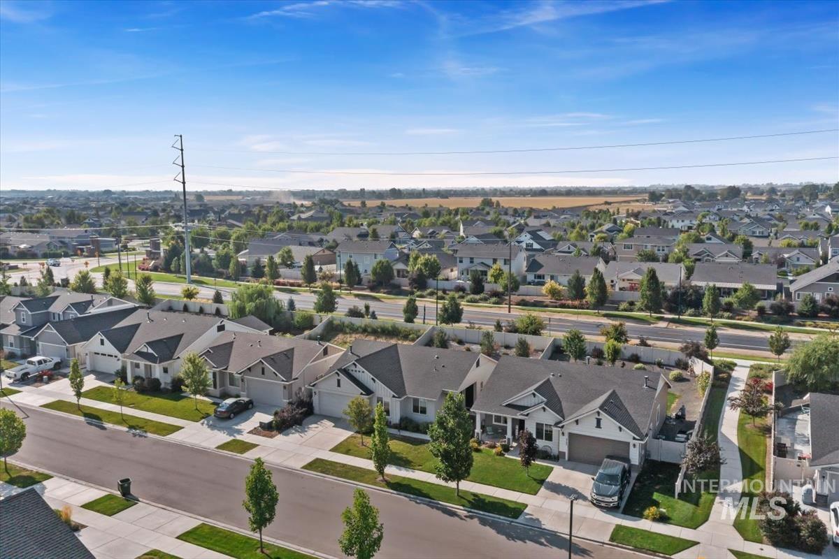 5773 W Riva Capri St, Meridian, Idaho 83646, 3 Bedrooms, 2 Bathrooms, Residential For Sale, Price $490,000, 98974801