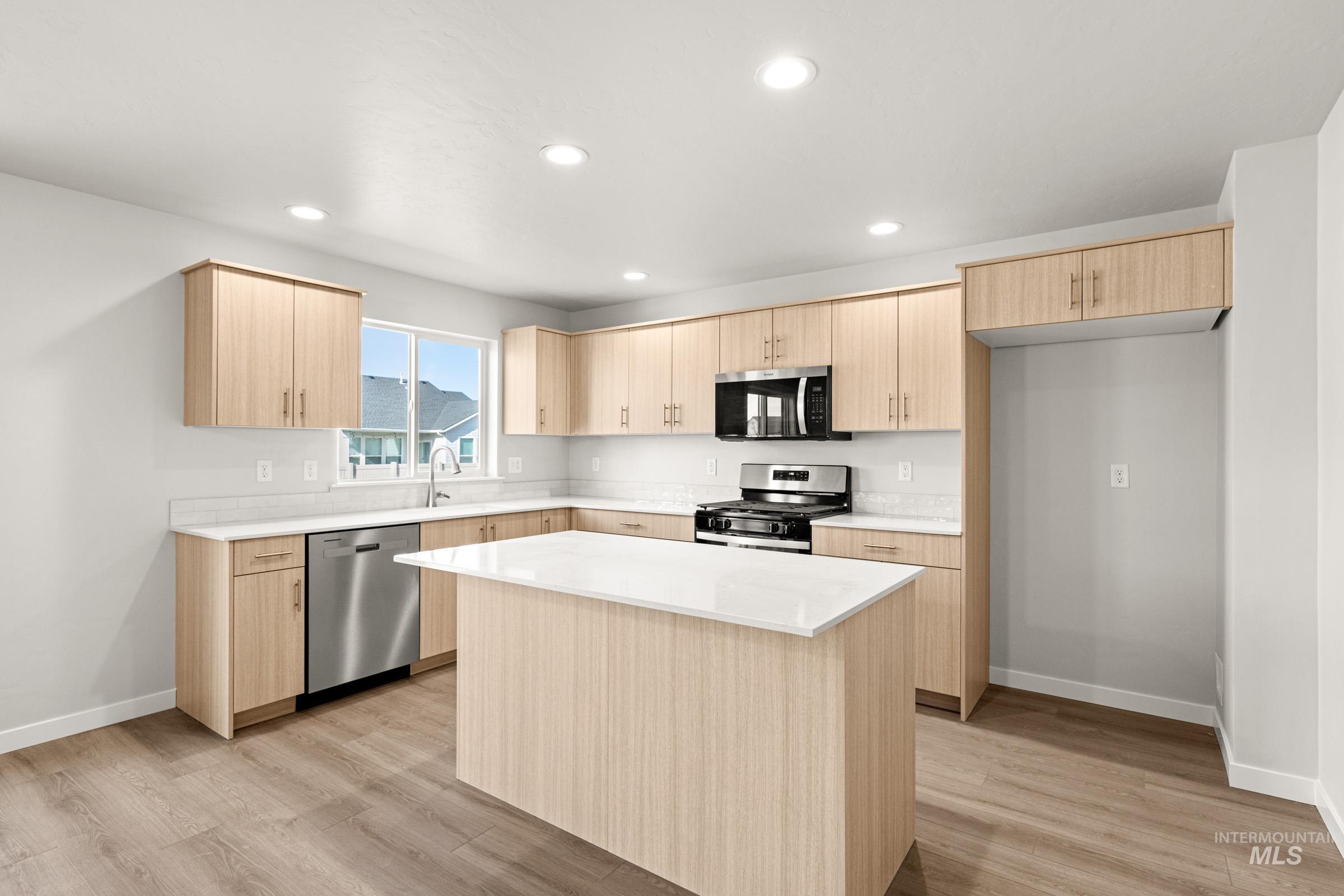 17621 N Boone Peak Ave, Nampa, Idaho 83687, 4 Bedrooms, 2.5 Bathrooms, Residential For Sale, Price $519,990, 98974802