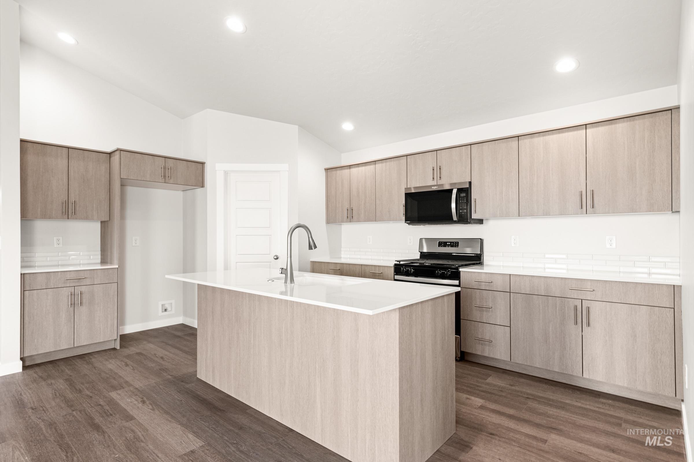 17607 N Boone Peak Ave, Nampa, Idaho 83687, 4 Bedrooms, 2 Bathrooms, Residential For Sale, Price $504,990, 98974804