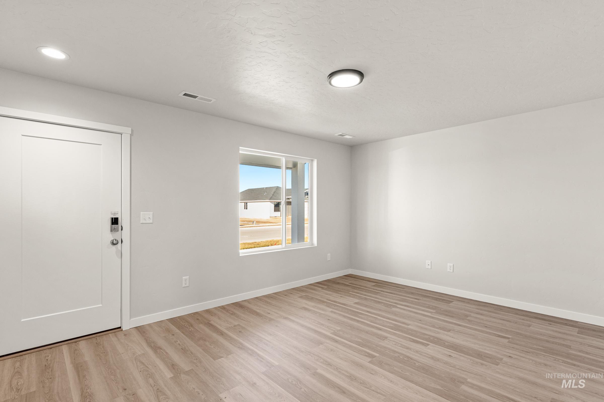 7094 E Shields Dr, Nampa, Idaho 83687, 5 Bedrooms, 3 Bathrooms, Residential For Sale, Price $509,990, 98974808