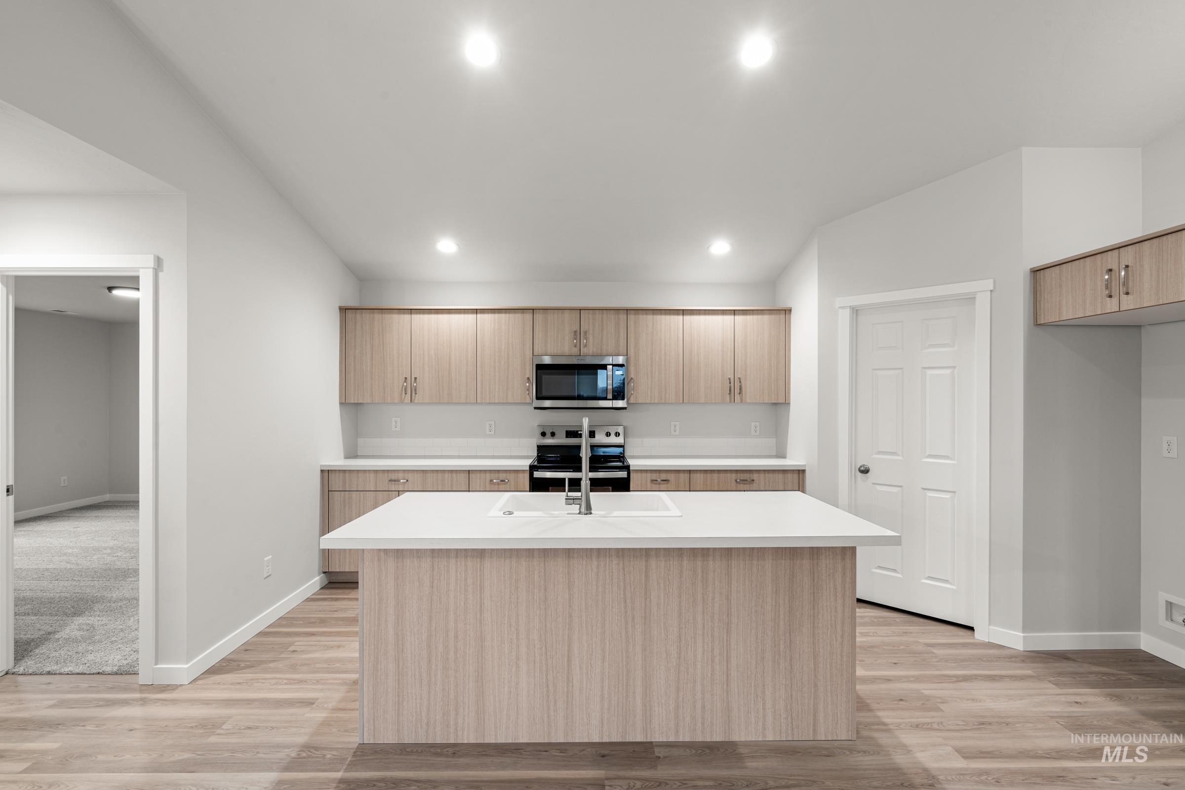 7070 E Shields Dr, Nampa, Idaho 83687, 4 Bedrooms, 2 Bathrooms, Residential For Sale, Price $464,990, 98974810