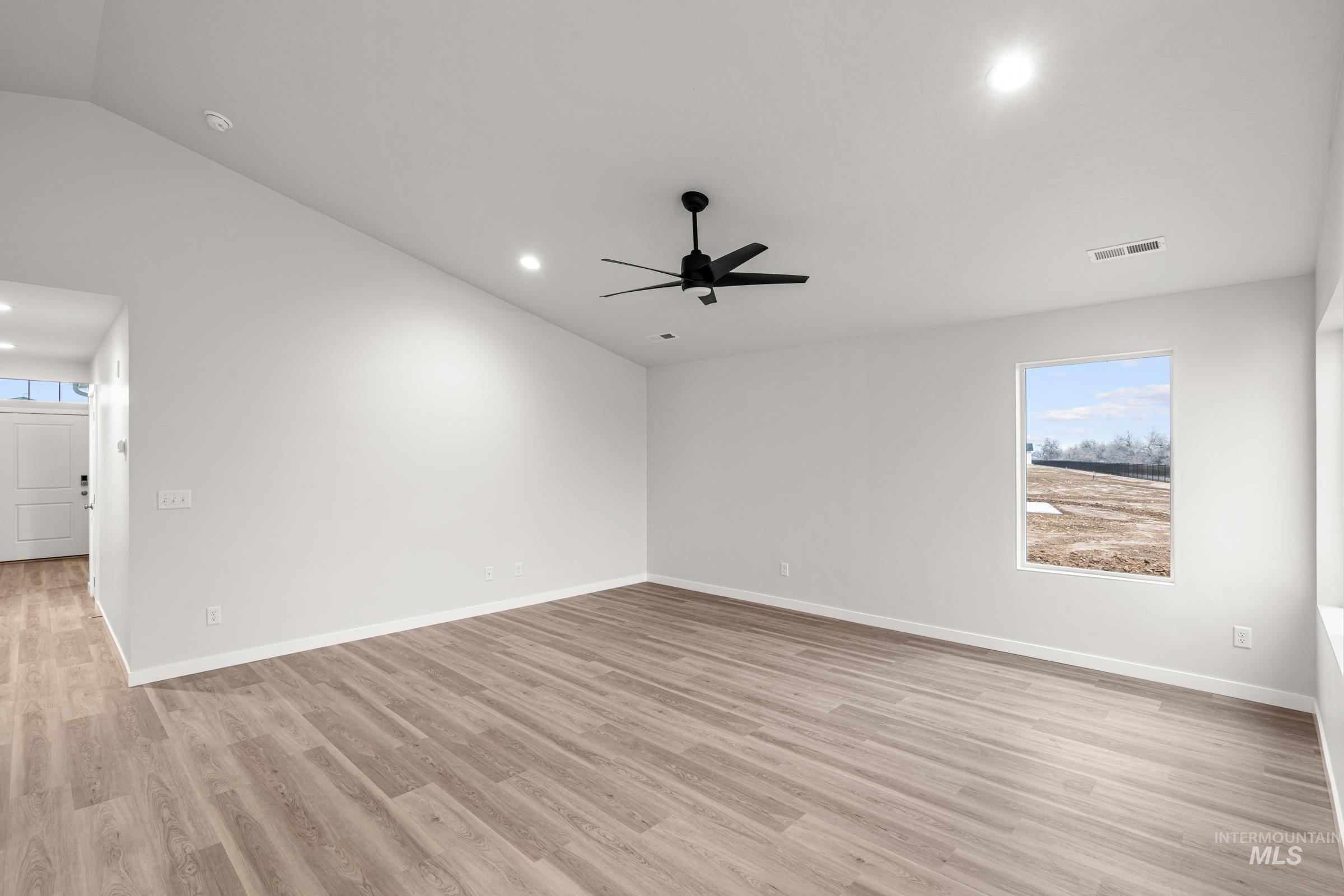 7070 E Shields Dr, Nampa, Idaho 83687, 4 Bedrooms, 2 Bathrooms, Residential For Sale, Price $464,990, 98974810