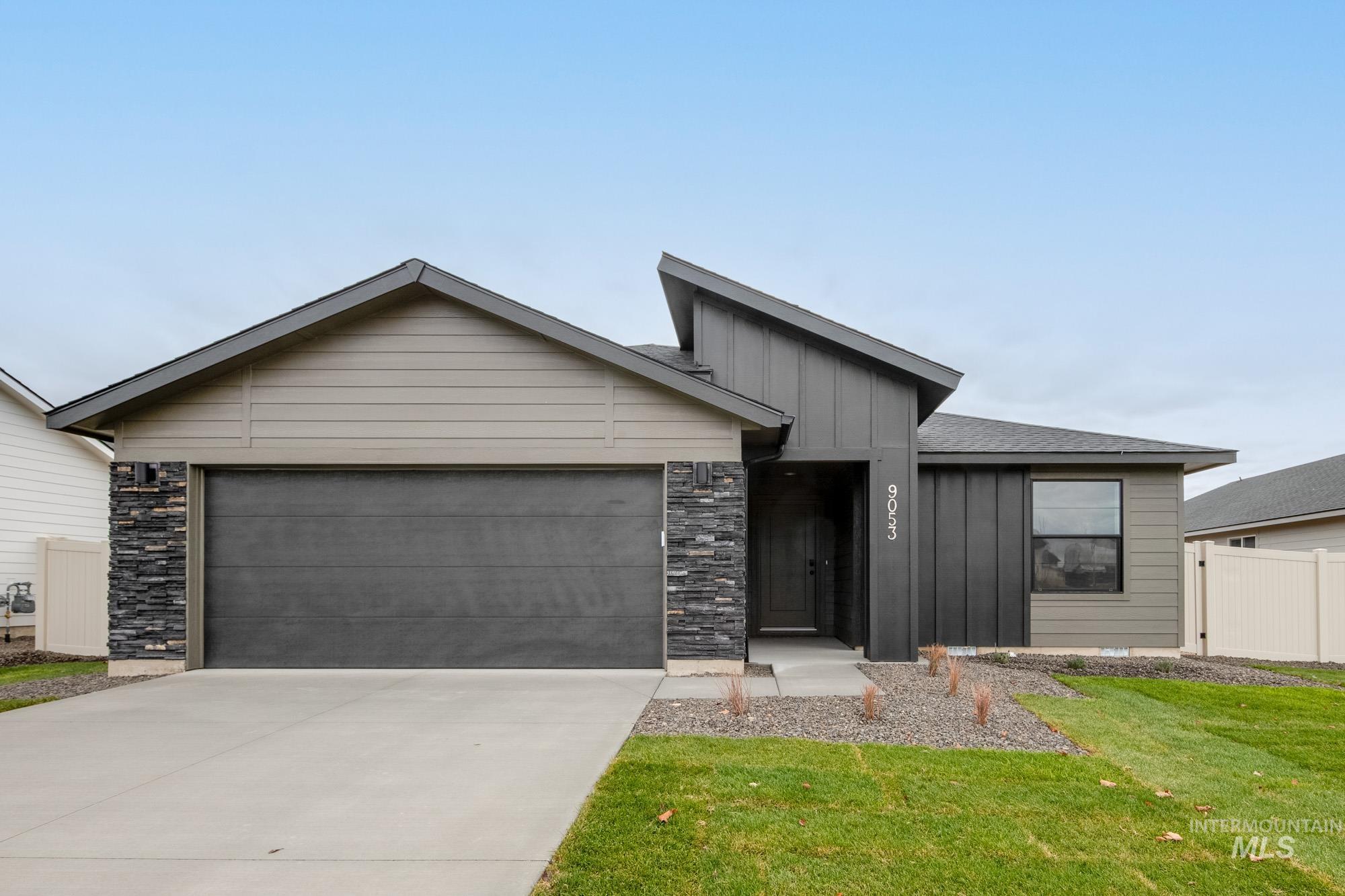 7107 E Shields Dr, Nampa, Idaho 83687, 3 Bedrooms, 2 Bathrooms, Residential For Sale, Price $419,990, 98974812