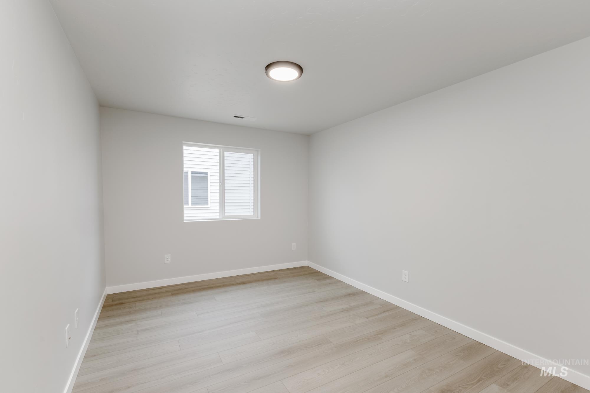 7107 E Shields Dr, Nampa, Idaho 83687, 3 Bedrooms, 2 Bathrooms, Residential For Sale, Price $419,990, 98974812