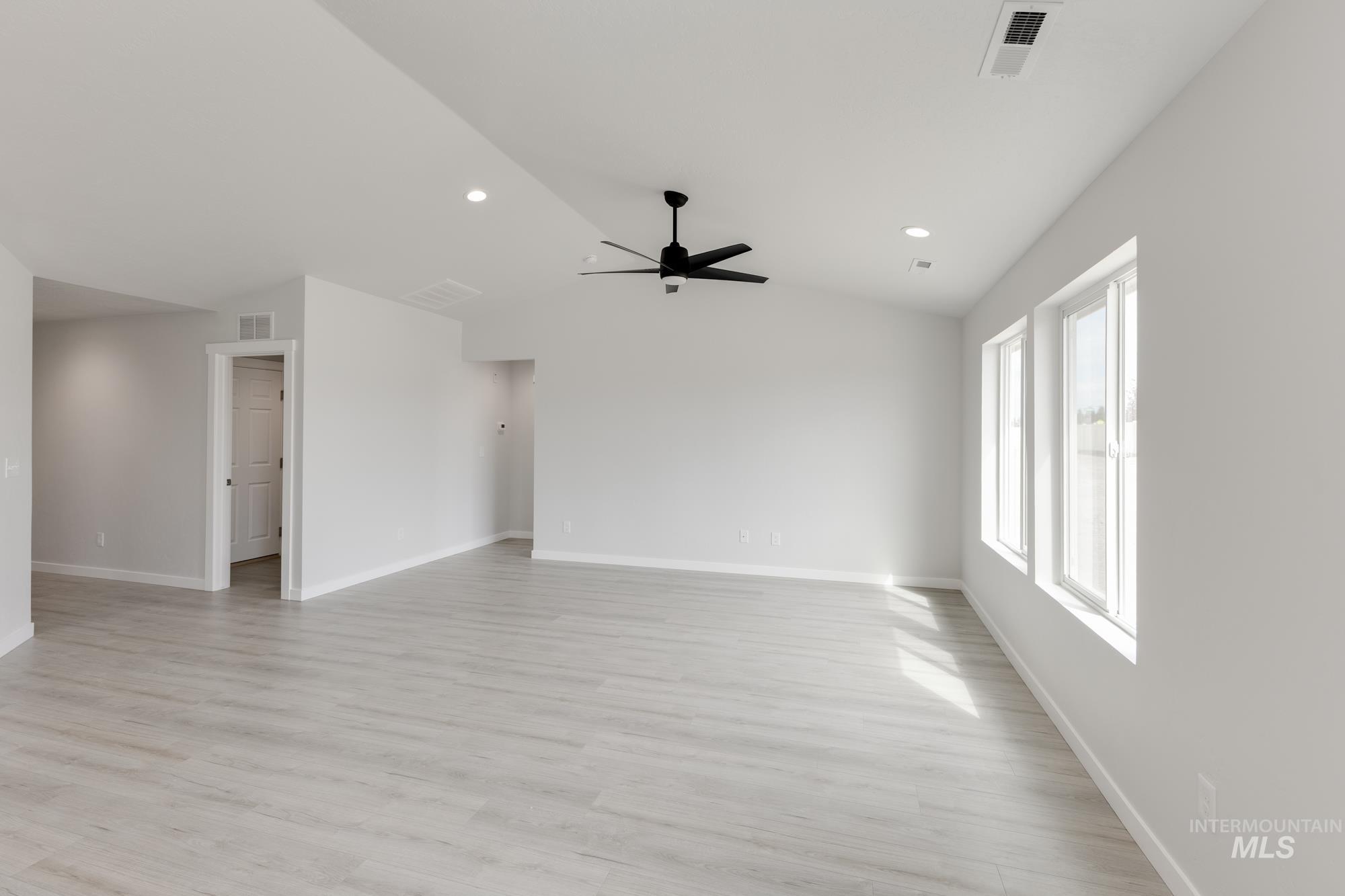 7119 E Shields Dr, Nampa, Idaho 83687, 3 Bedrooms, 2 Bathrooms, Residential For Sale, Price $404,990,MLS 98974813