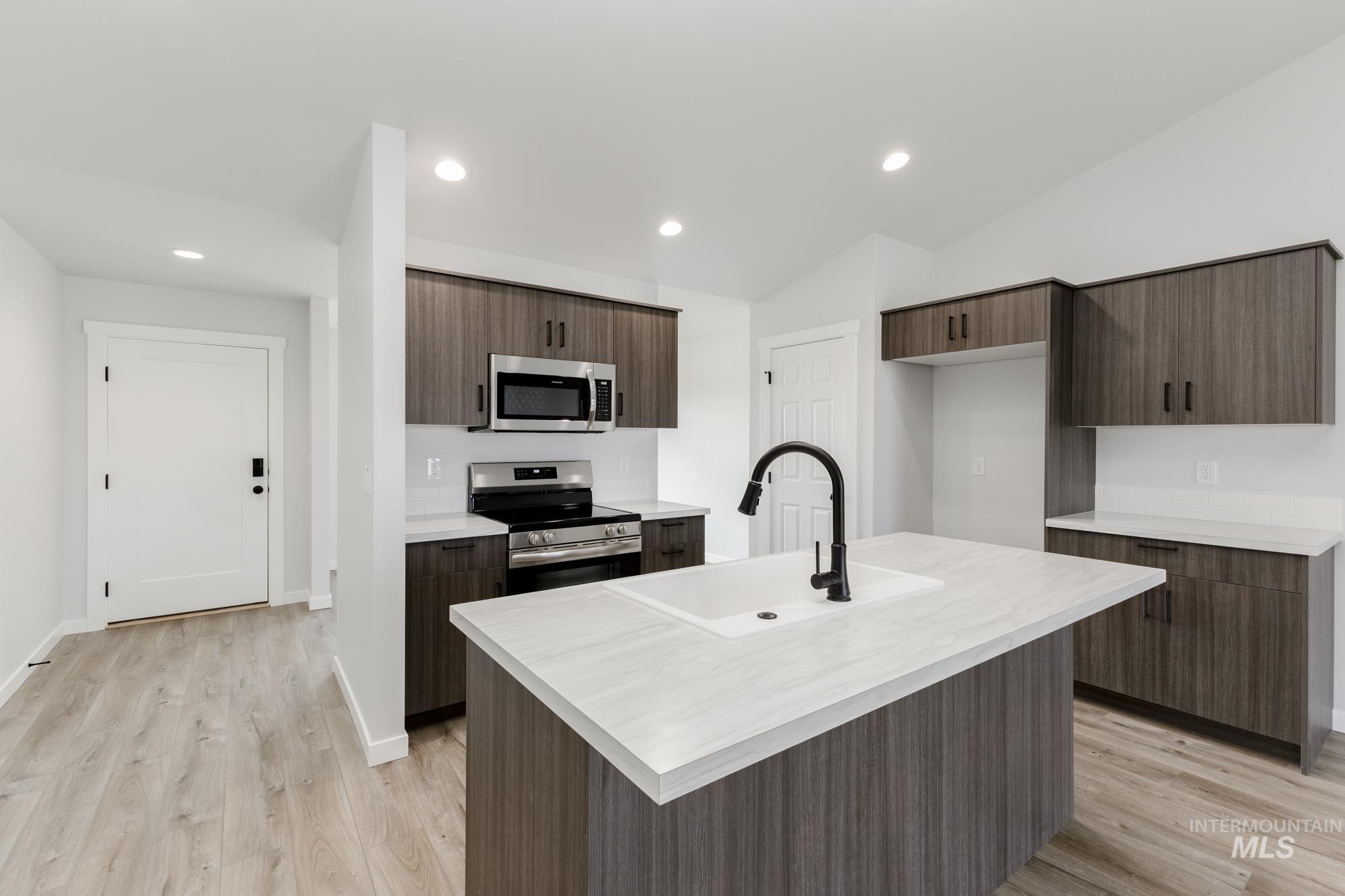 7155 E Shields Dr, Nampa, Idaho 83687, 3 Bedrooms, 2 Bathrooms, Residential For Sale, Price $409,990, 98974814