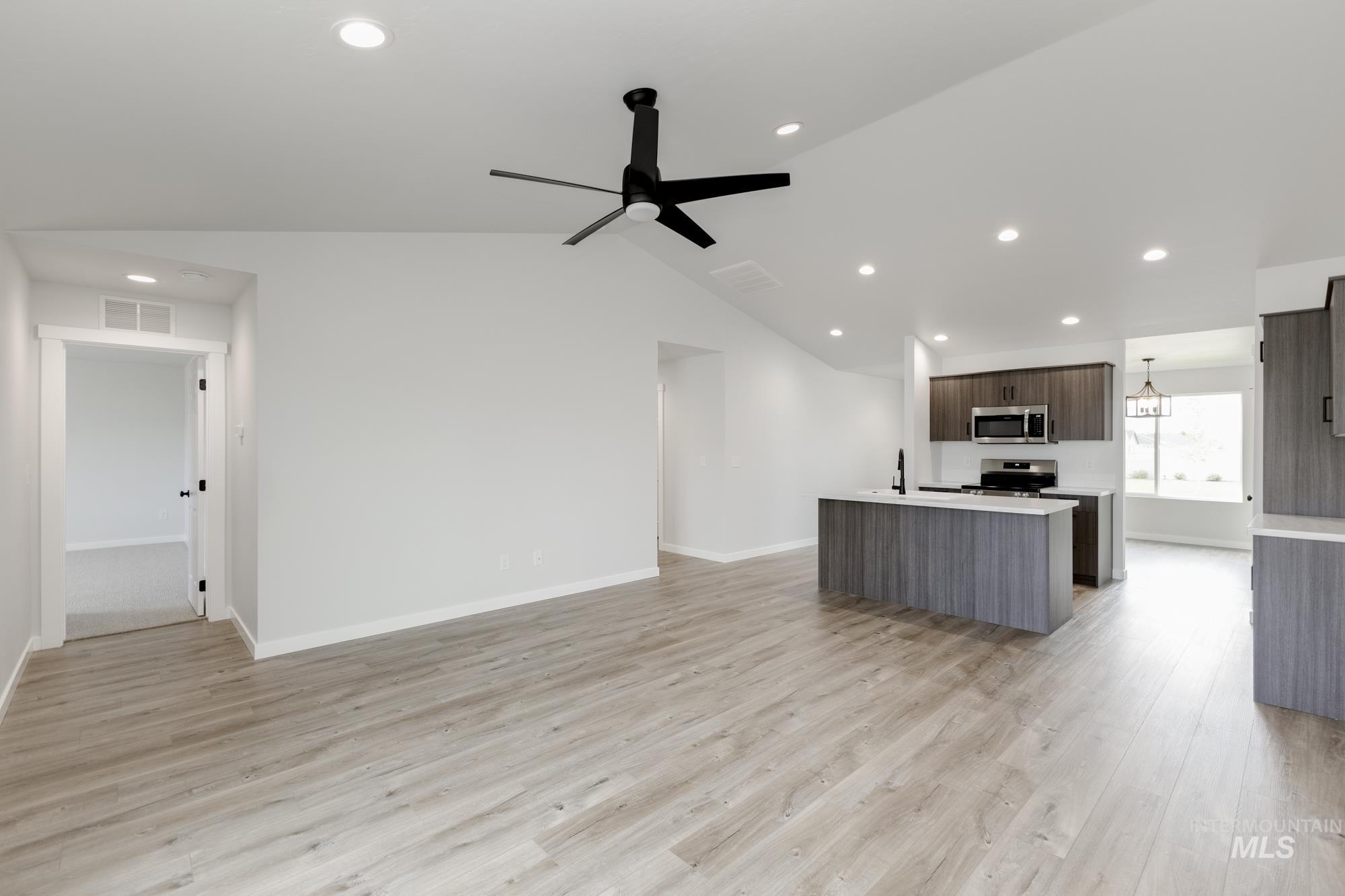 7155 E Shields Dr, Nampa, Idaho 83687, 3 Bedrooms, 2 Bathrooms, Residential For Sale, Price $409,990, 98974814