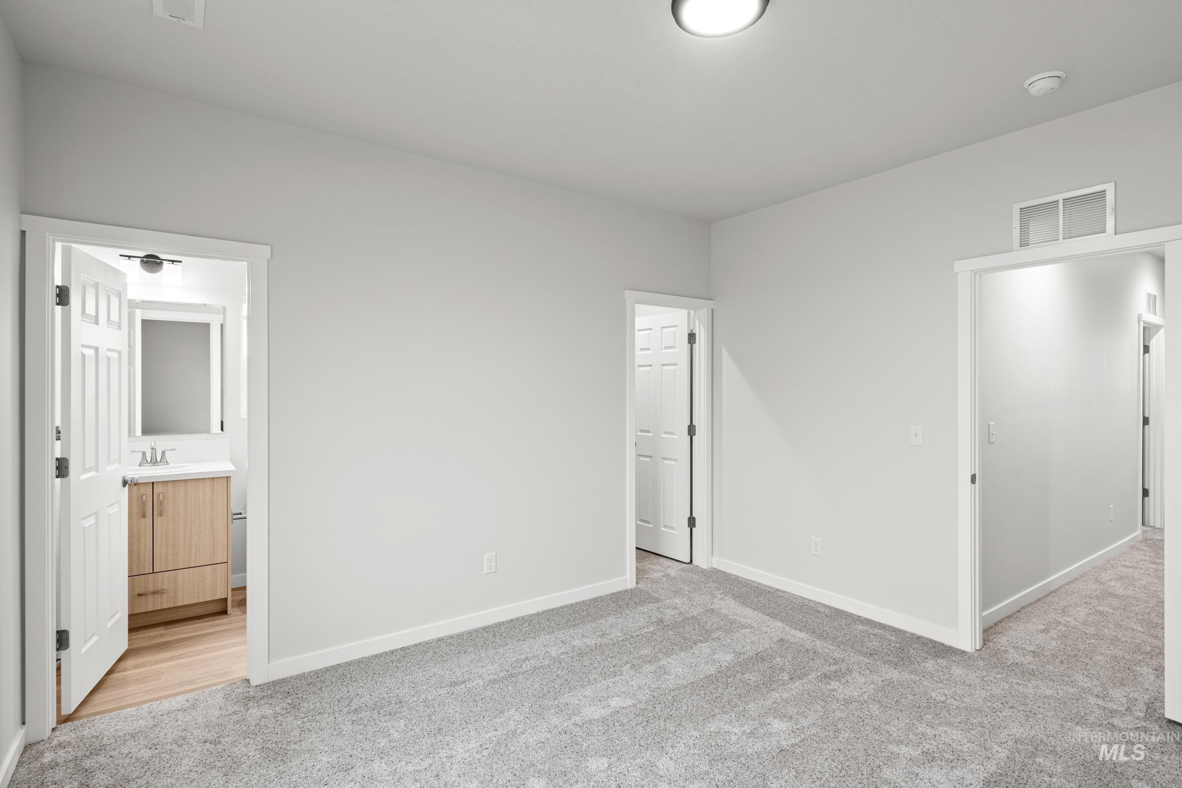 17238 N Swan Springs Pl, Nampa, Idaho 83687, 4 Bedrooms, 4 Bathrooms, Residential For Sale, Price $734,990, 98974815