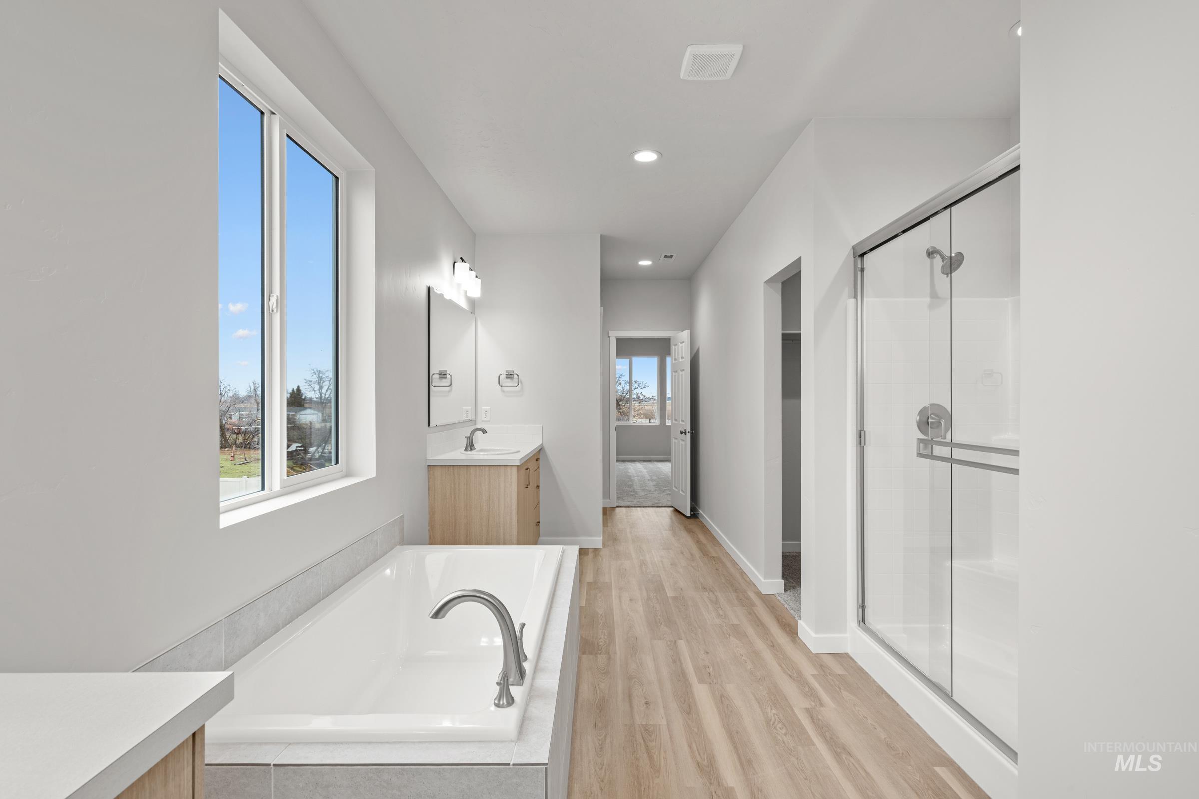 17238 N Swan Springs Pl, Nampa, Idaho 83687, 4 Bedrooms, 4 Bathrooms, Residential For Sale, Price $734,990, 98974815