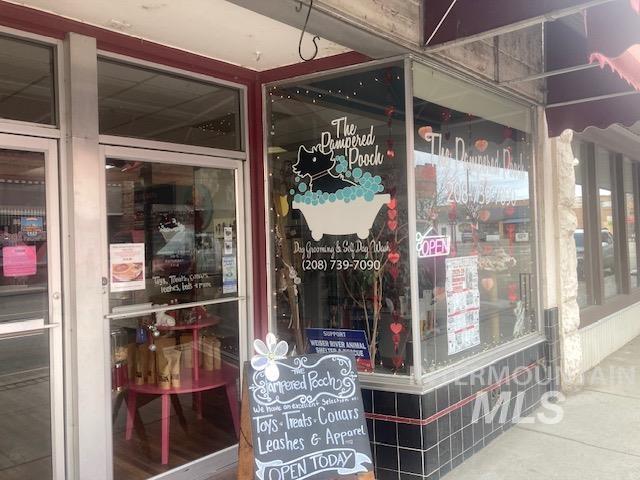 431 State St, Weiser, Idaho 83672, Business/Commercial For Sale, Price $250,000,MLS 98974816
