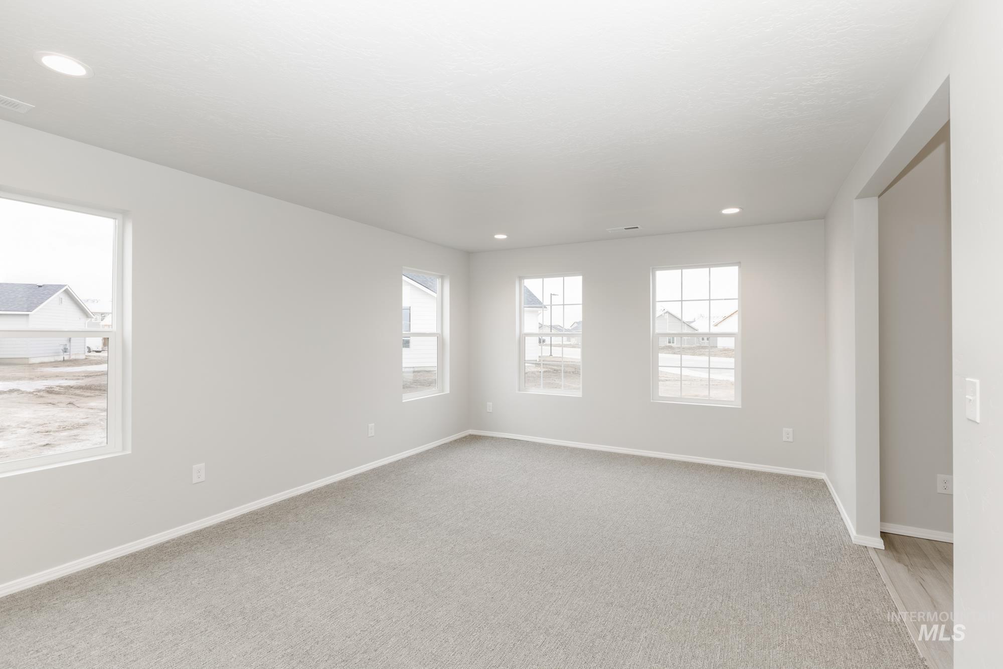 17226 N Swan Springs Pl, Nampa, Idaho 83687, 4 Bedrooms, 3 Bathrooms, Residential For Sale, Price $577,990,MLS 98974817