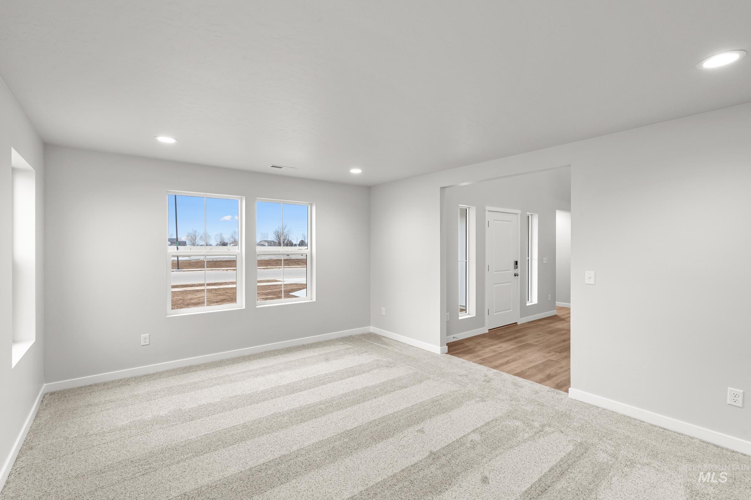 17226 N Swan Springs Pl, Nampa, Idaho 83687, 4 Bedrooms, 3 Bathrooms, Residential For Sale, Price $577,990, 98974817