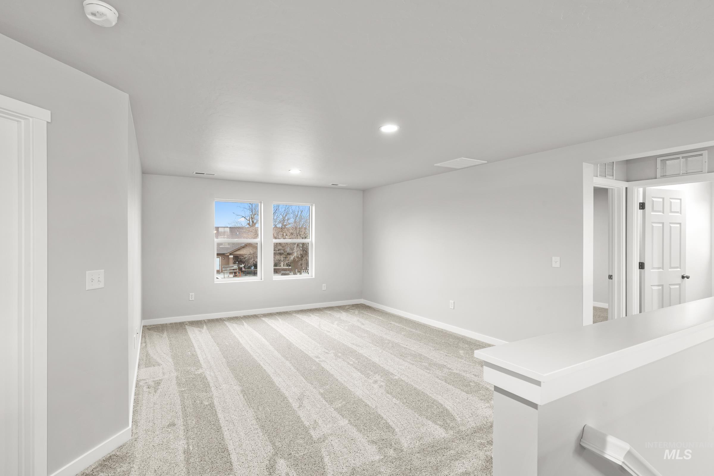 17226 N Swan Springs Pl, Nampa, Idaho 83687, 4 Bedrooms, 3 Bathrooms, Residential For Sale, Price $577,990, 98974817