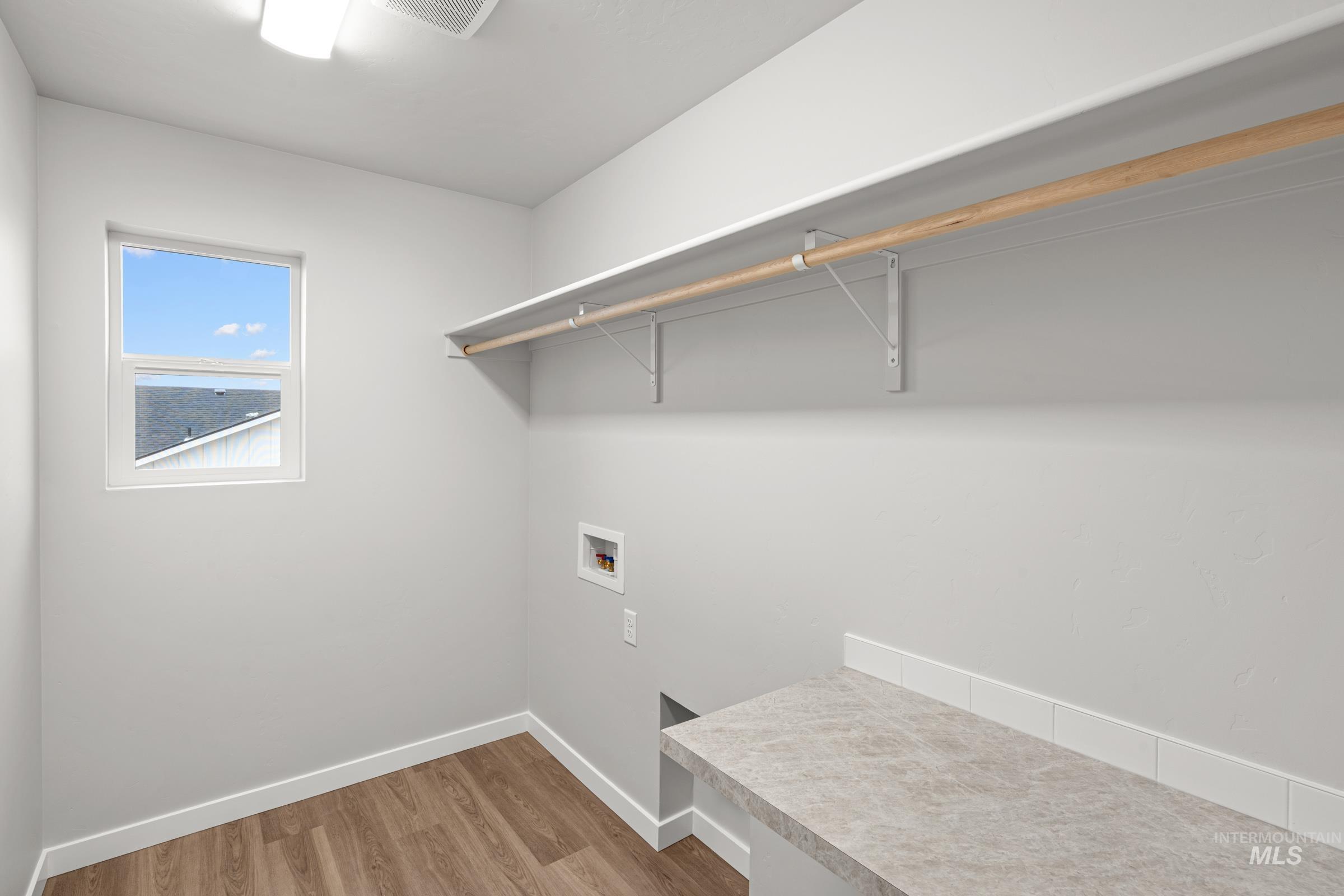 17226 N Swan Springs Pl, Nampa, Idaho 83687, 4 Bedrooms, 3 Bathrooms, Residential For Sale, Price $577,990, 98974817