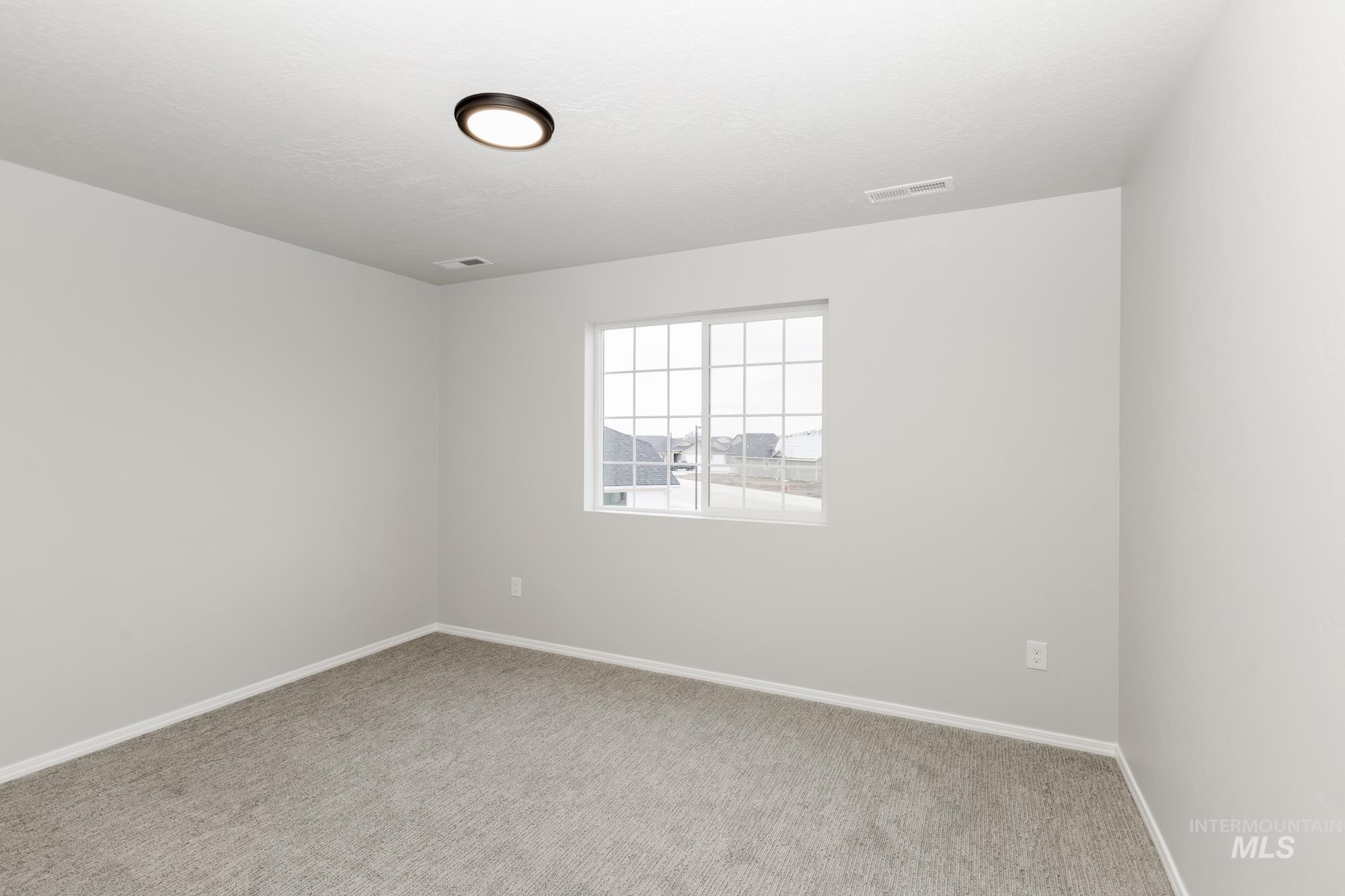 17226 N Swan Springs Pl, Nampa, Idaho 83687, 4 Bedrooms, 3 Bathrooms, Residential For Sale, Price $577,990,MLS 98974817