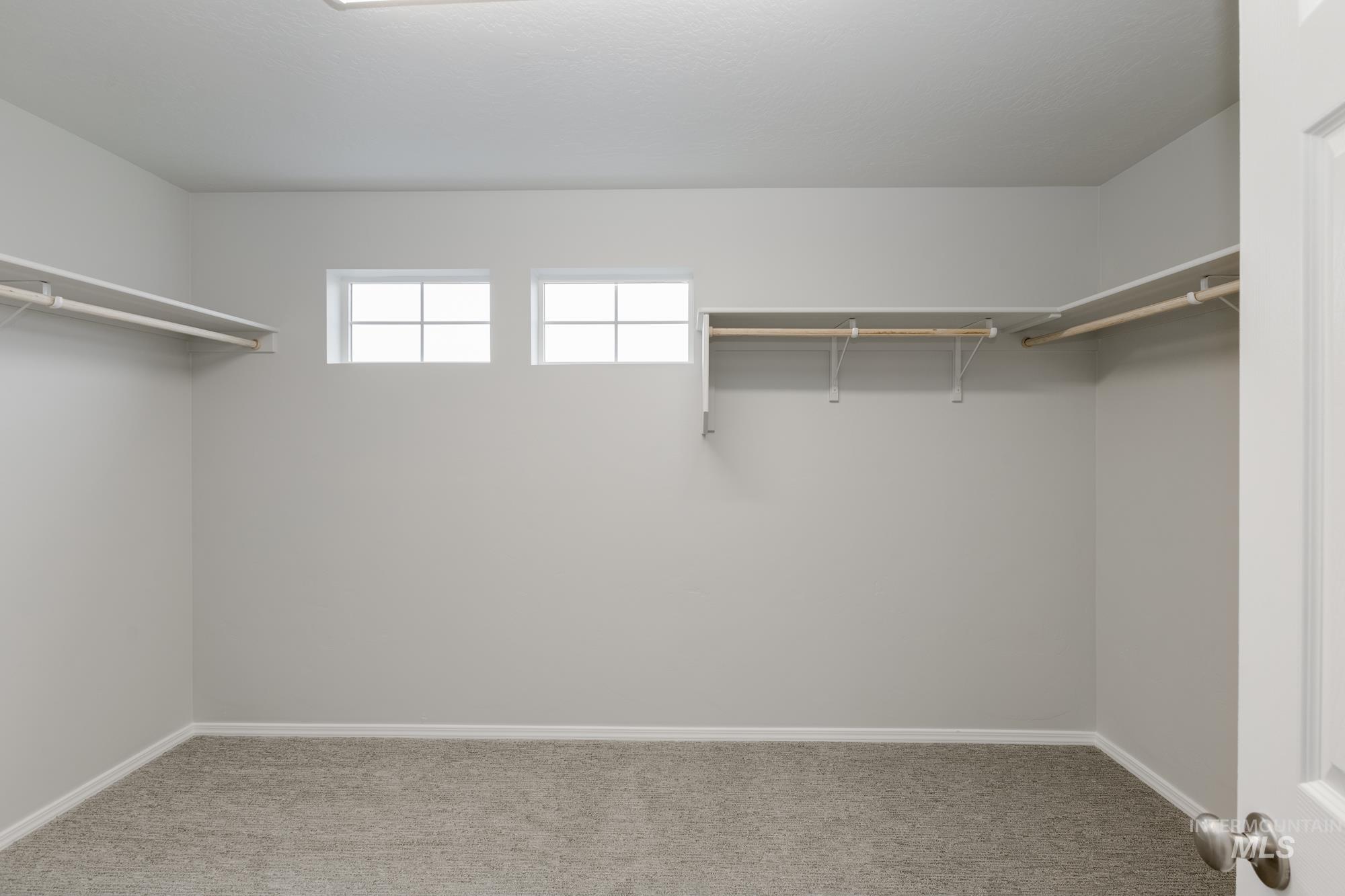 17226 N Swan Springs Pl, Nampa, Idaho 83687, 4 Bedrooms, 3 Bathrooms, Residential For Sale, Price $577,990,MLS 98974817