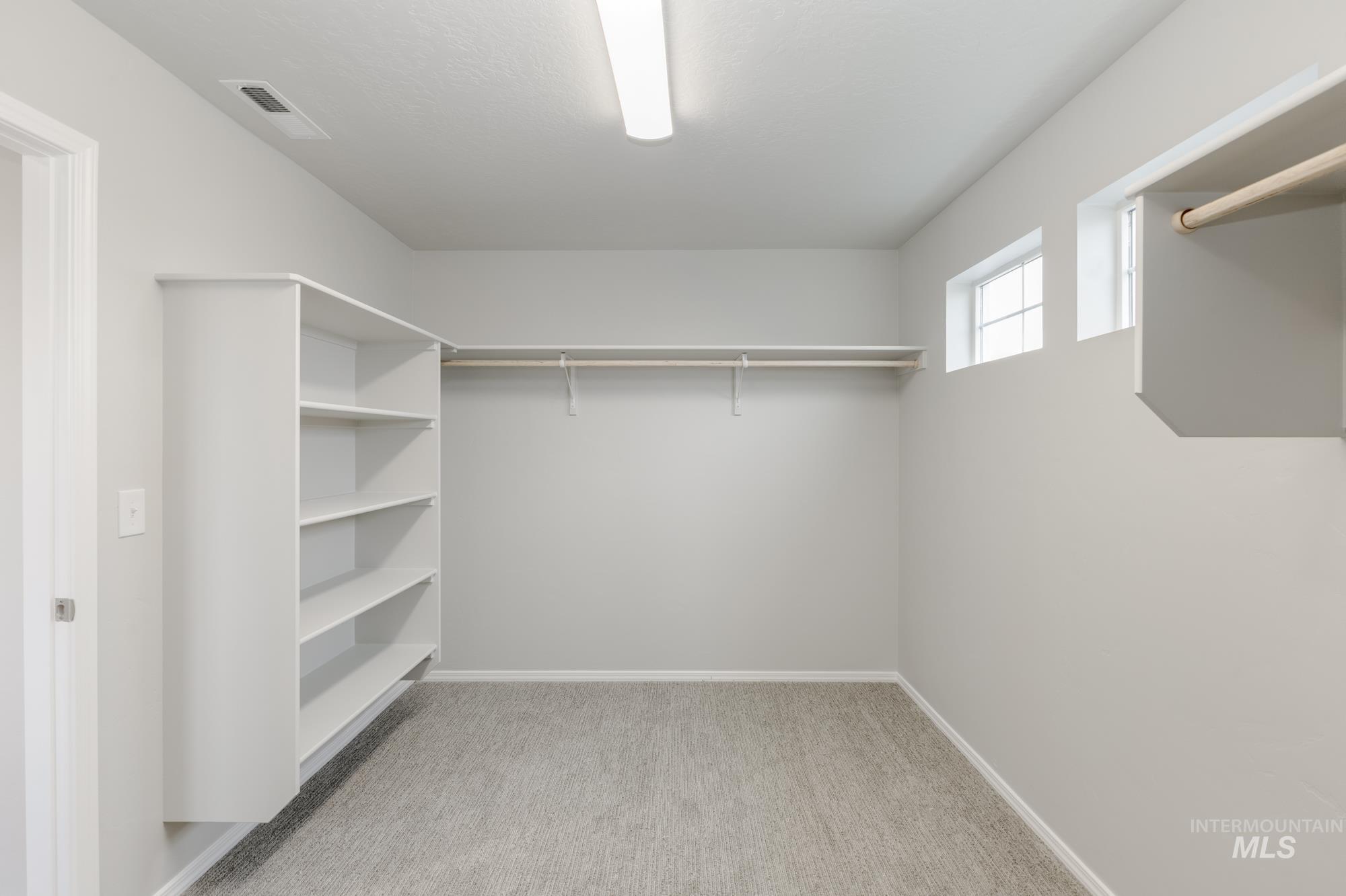 17226 N Swan Springs Pl, Nampa, Idaho 83687, 4 Bedrooms, 3 Bathrooms, Residential For Sale, Price $577,990,MLS 98974817