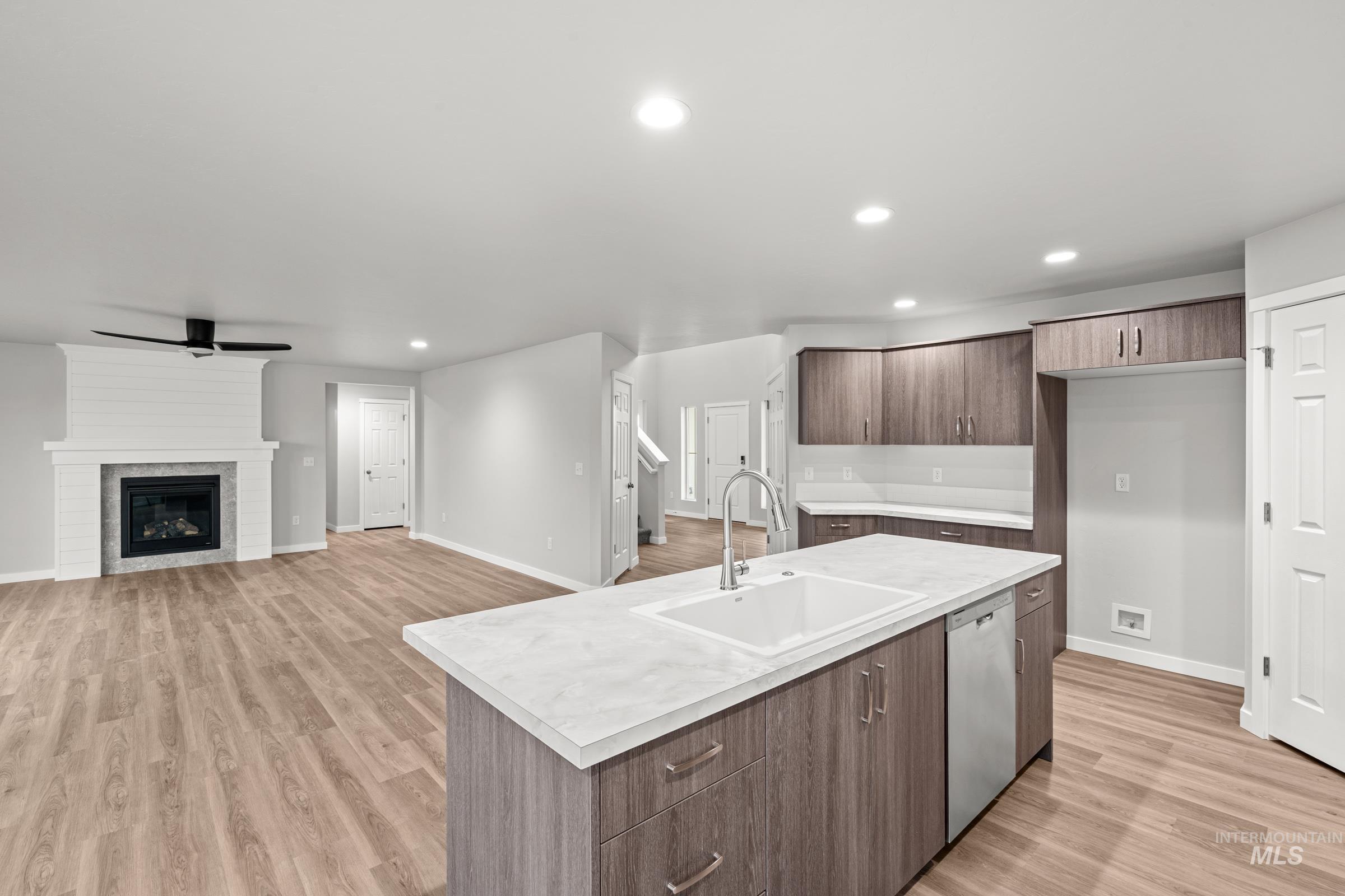 17226 N Swan Springs Pl, Nampa, Idaho 83687, 4 Bedrooms, 3 Bathrooms, Residential For Sale, Price $577,990, 98974817