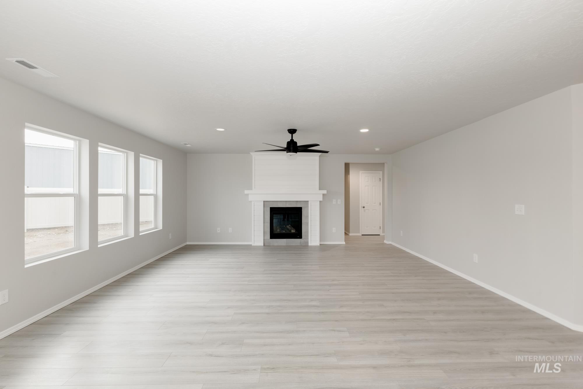 17226 N Swan Springs Pl, Nampa, Idaho 83687, 4 Bedrooms, 3 Bathrooms, Residential For Sale, Price $577,990,MLS 98974817