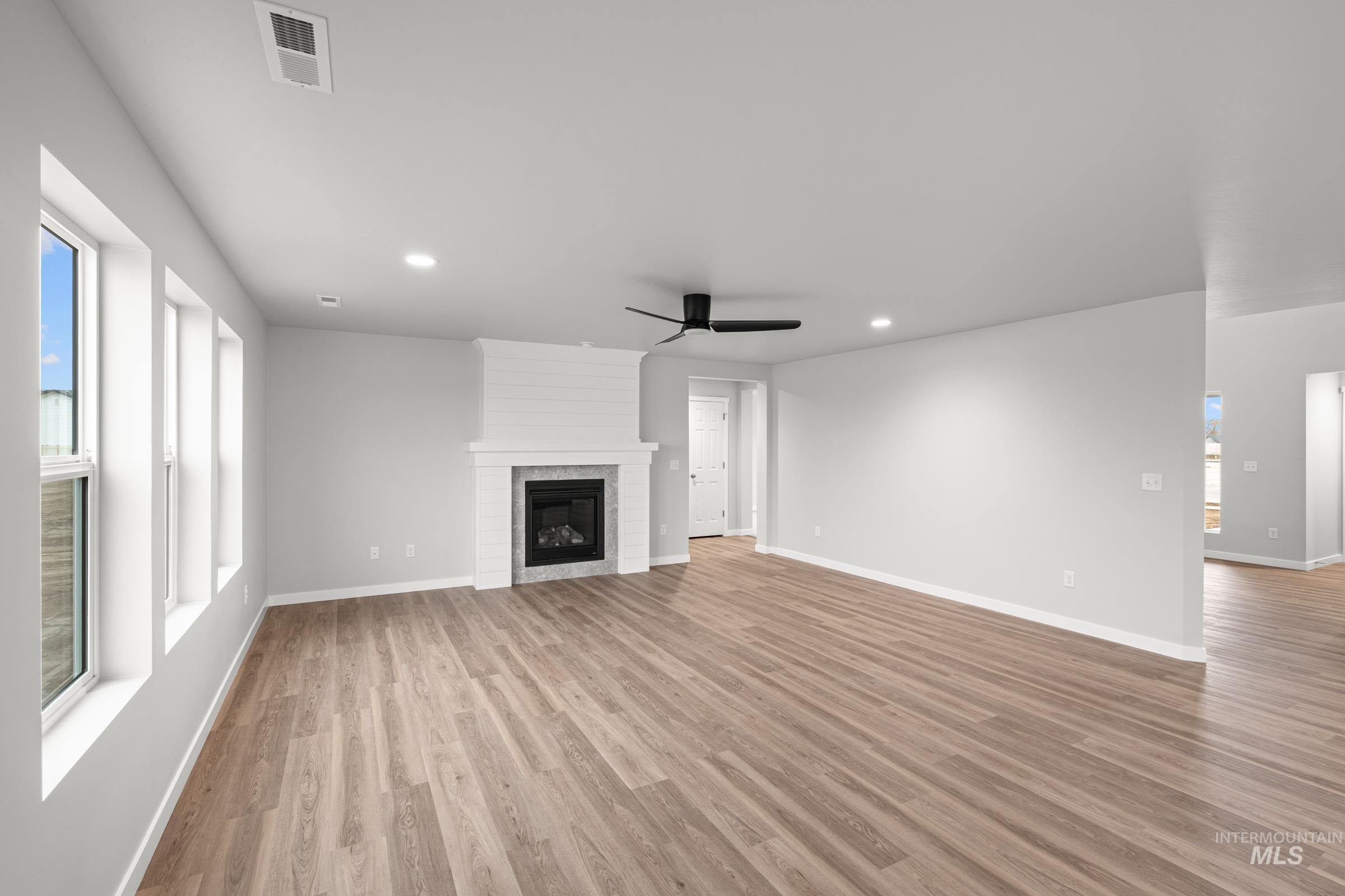 17226 N Swan Springs Pl, Nampa, Idaho 83687, 4 Bedrooms, 3 Bathrooms, Residential For Sale, Price $577,990, 98974817