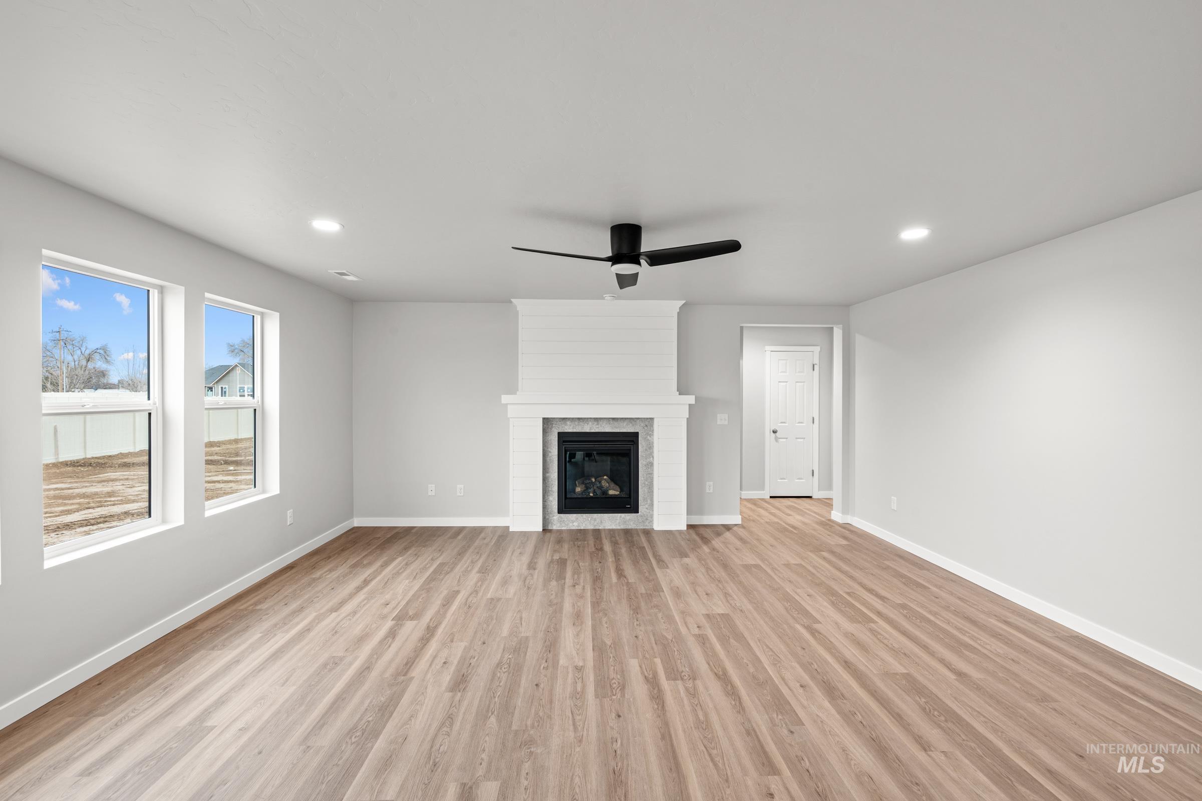 17226 N Swan Springs Pl, Nampa, Idaho 83687, 4 Bedrooms, 3 Bathrooms, Residential For Sale, Price $577,990, 98974817